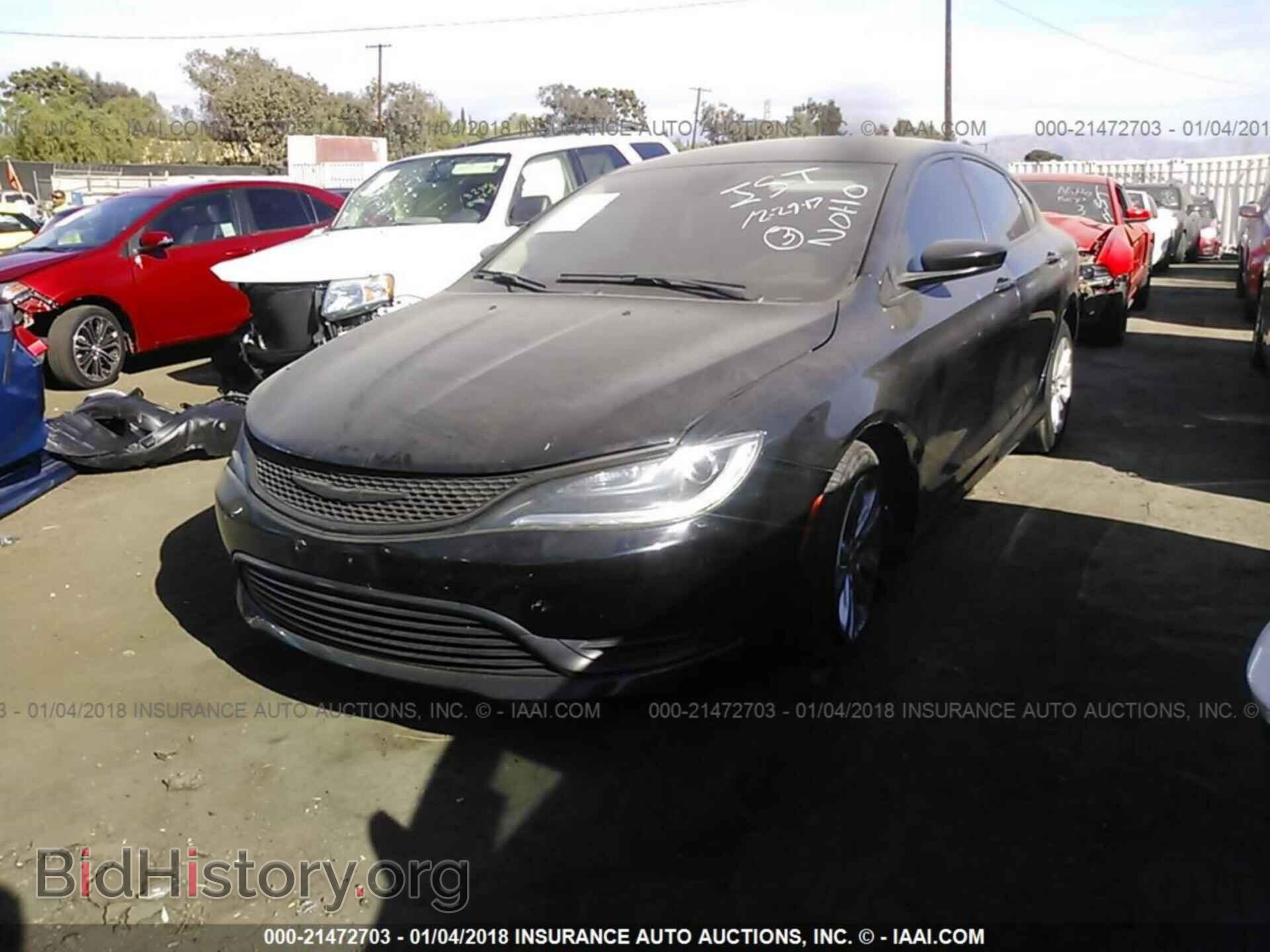 2015 Chrysler 200 - VIN: 1C3CCCFB4FN588807 - Photo 2