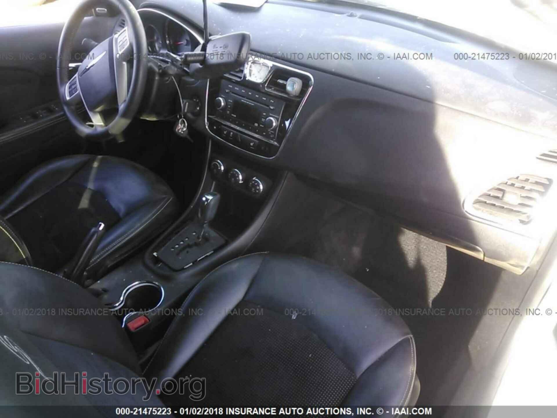 2014 Chrysler 200 - VIN: 1C3CCBCG3EN157125 - Фото 5