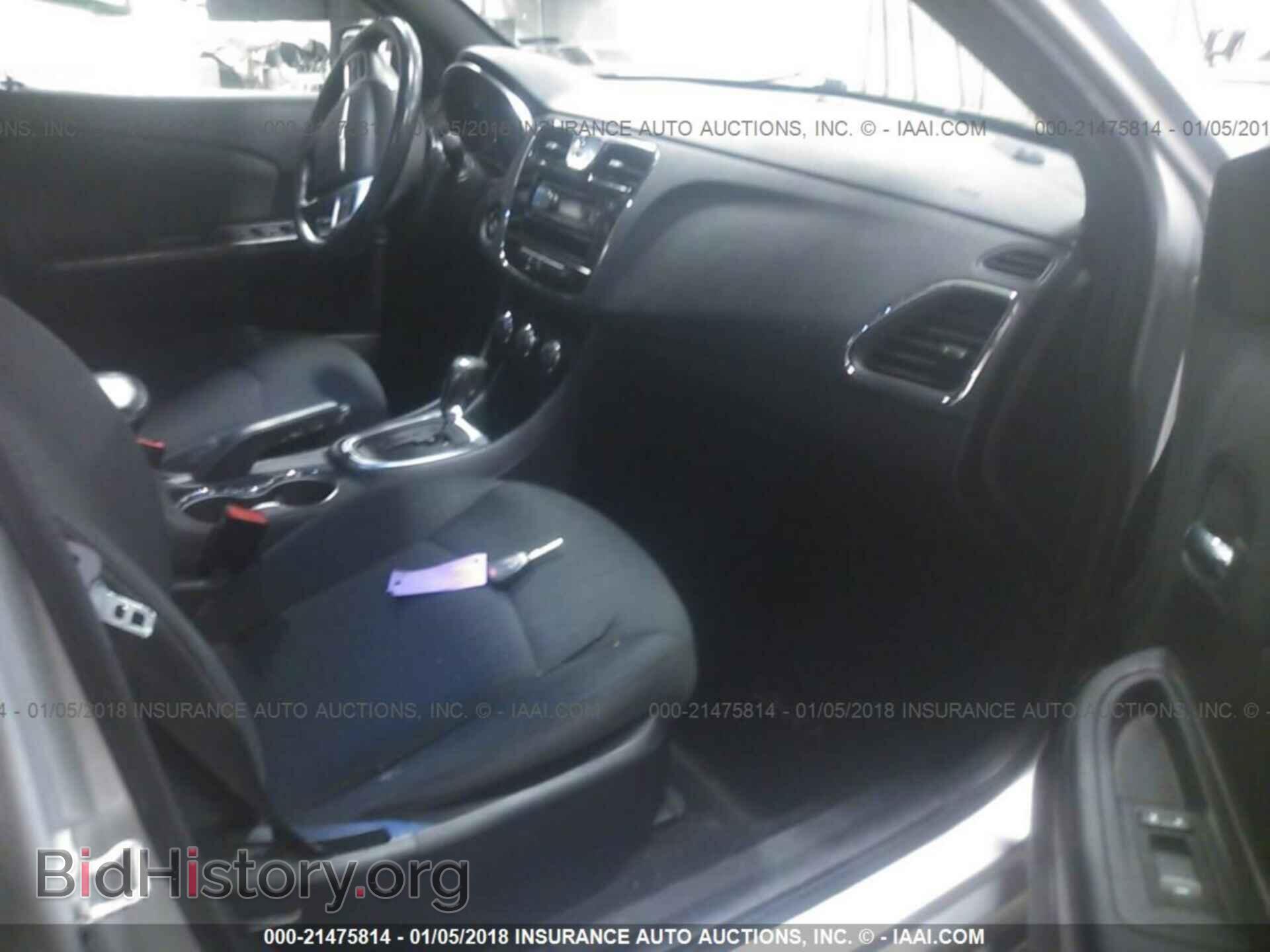 2011 Chrysler 200 - VIN: 1C3BC1FB0BN614801 - Photo 5