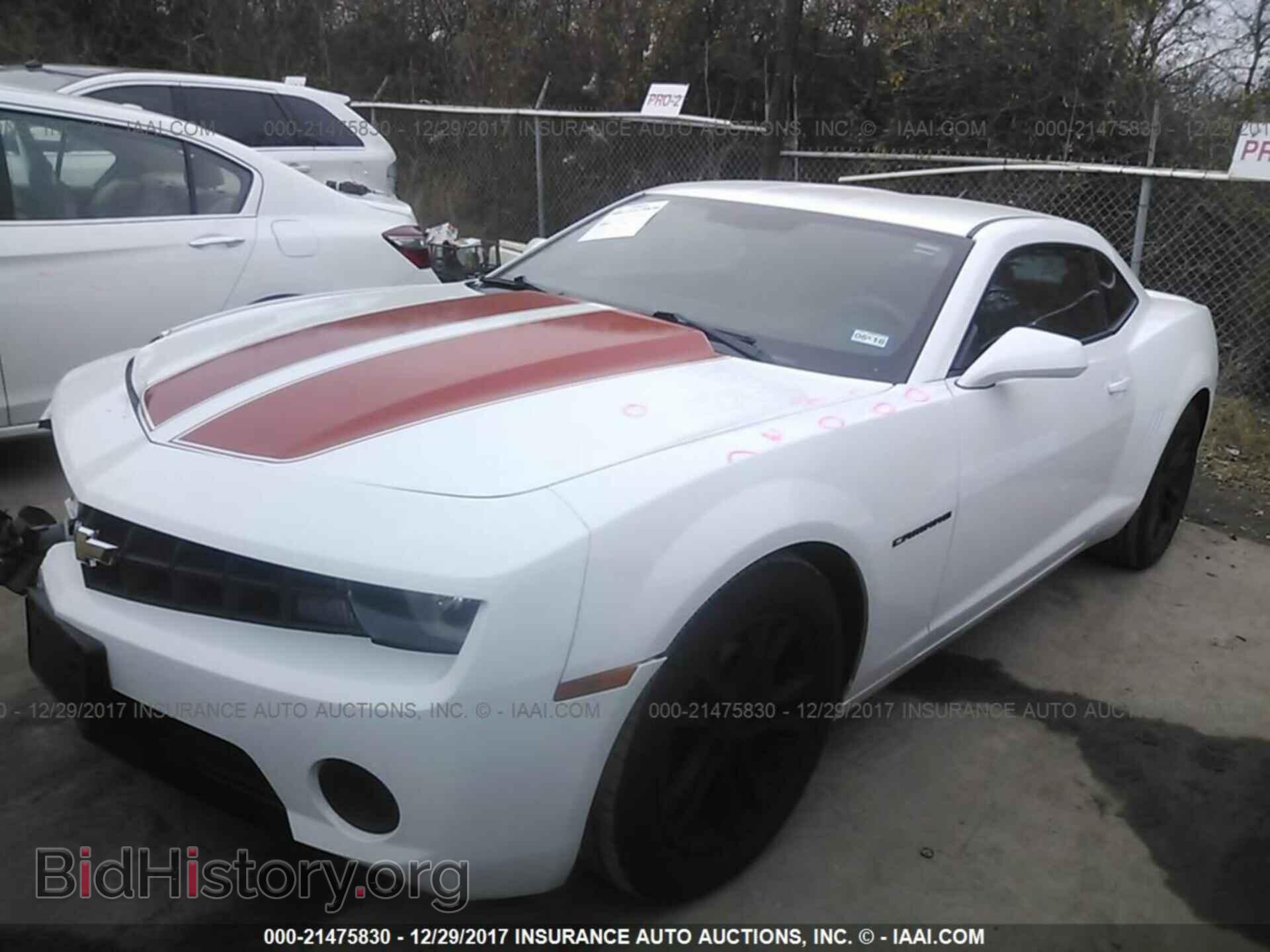 2013 Chevrolet Camaro - VIN: 2G1FA1E34D9241063 - Фото 2