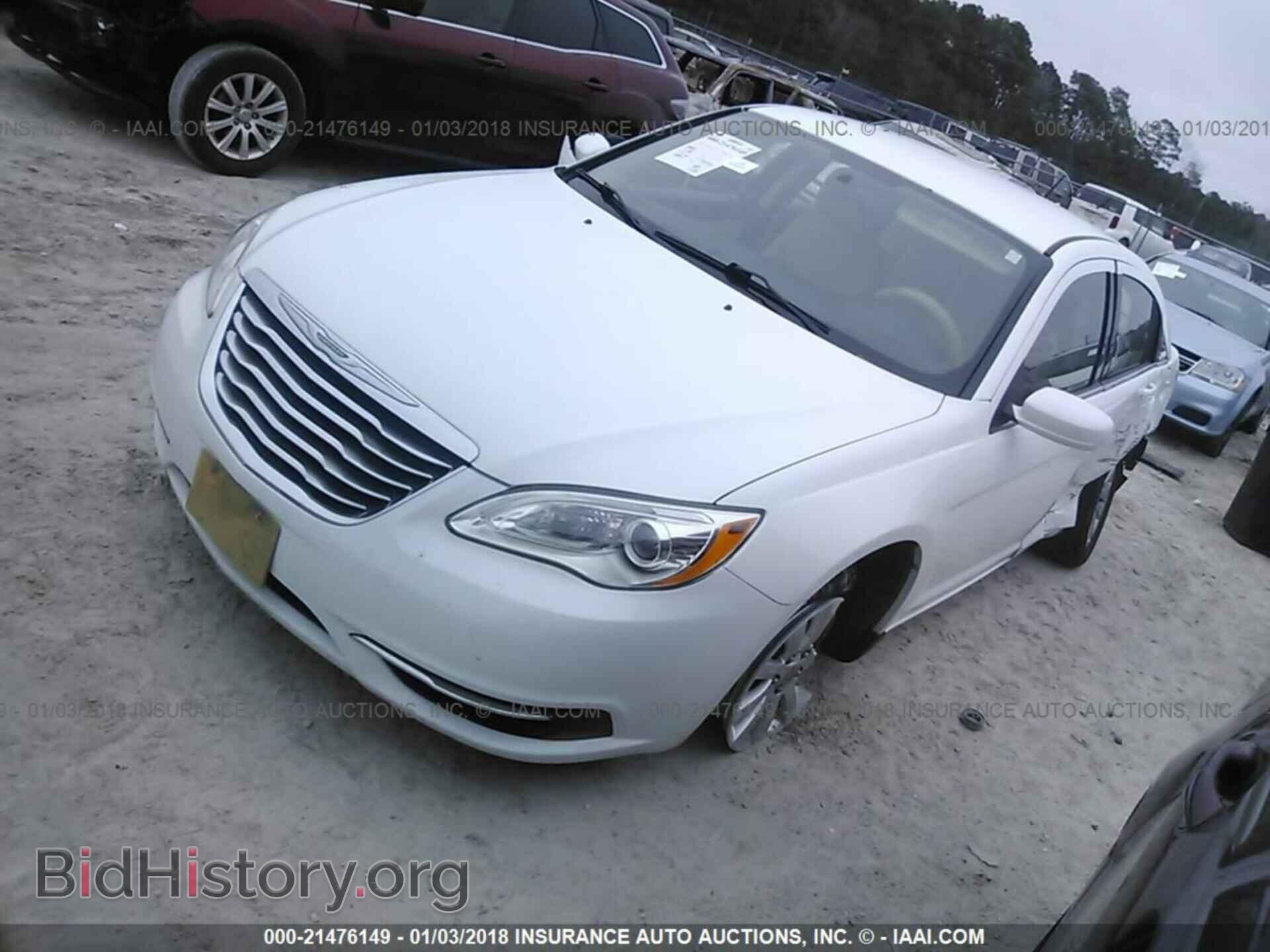 2013 Chrysler 200 - VIN: 1C3CCBBB0DN516144 - Photo 2