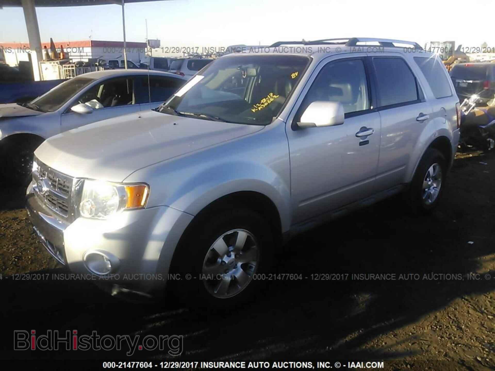 2012 Ford Escape - VIN: 1FMCU0EG2CKA30662 - Photo 2