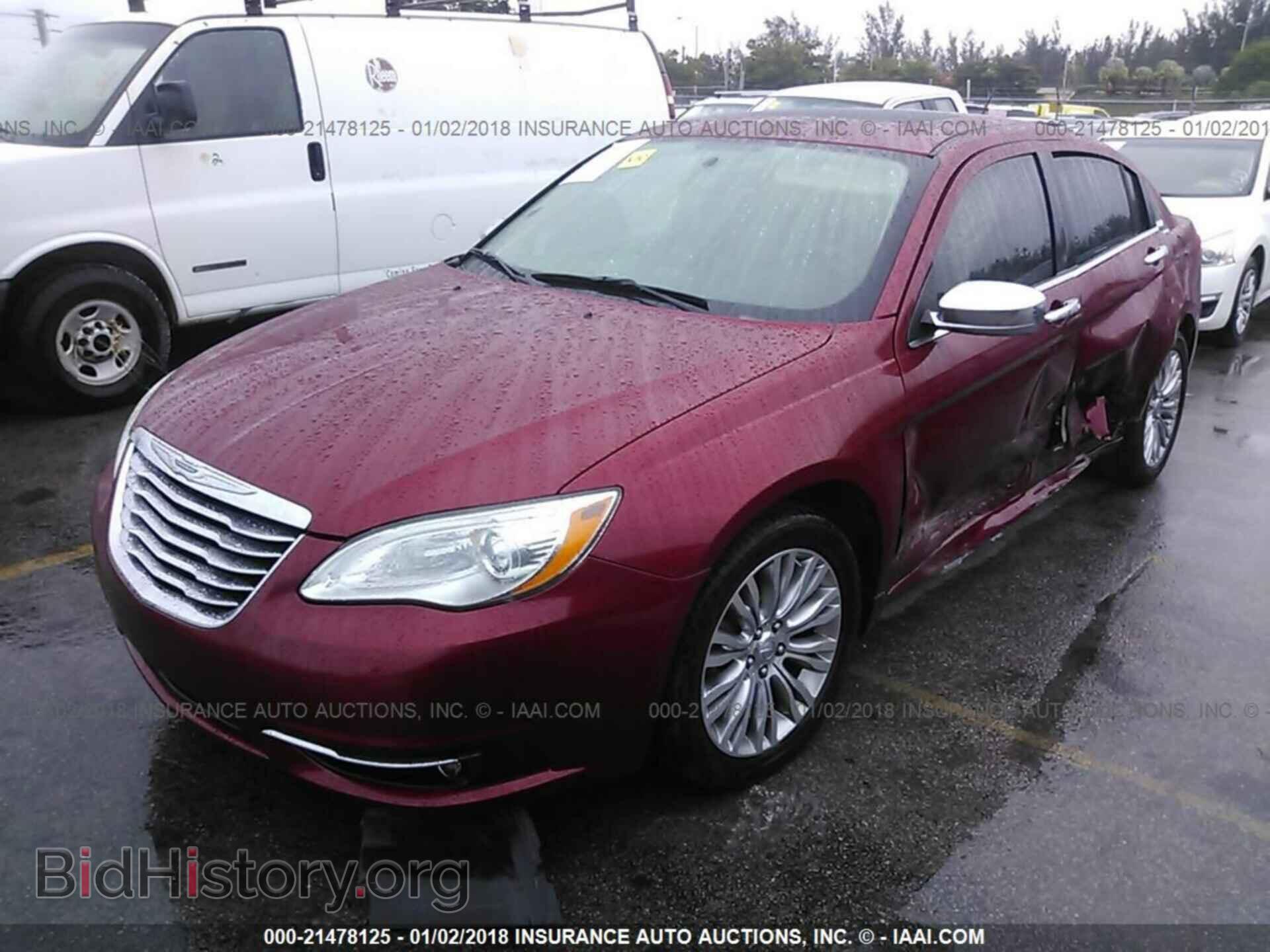 2012 Chrysler 200 - VIN: 1C3CCBCB3CN306716 - Photo 2
