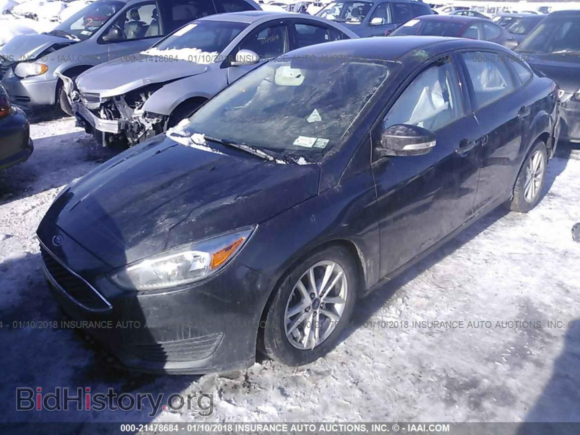 2016 Ford Focus - VIN: 1FADP3F2XGL279186 - Photo 2