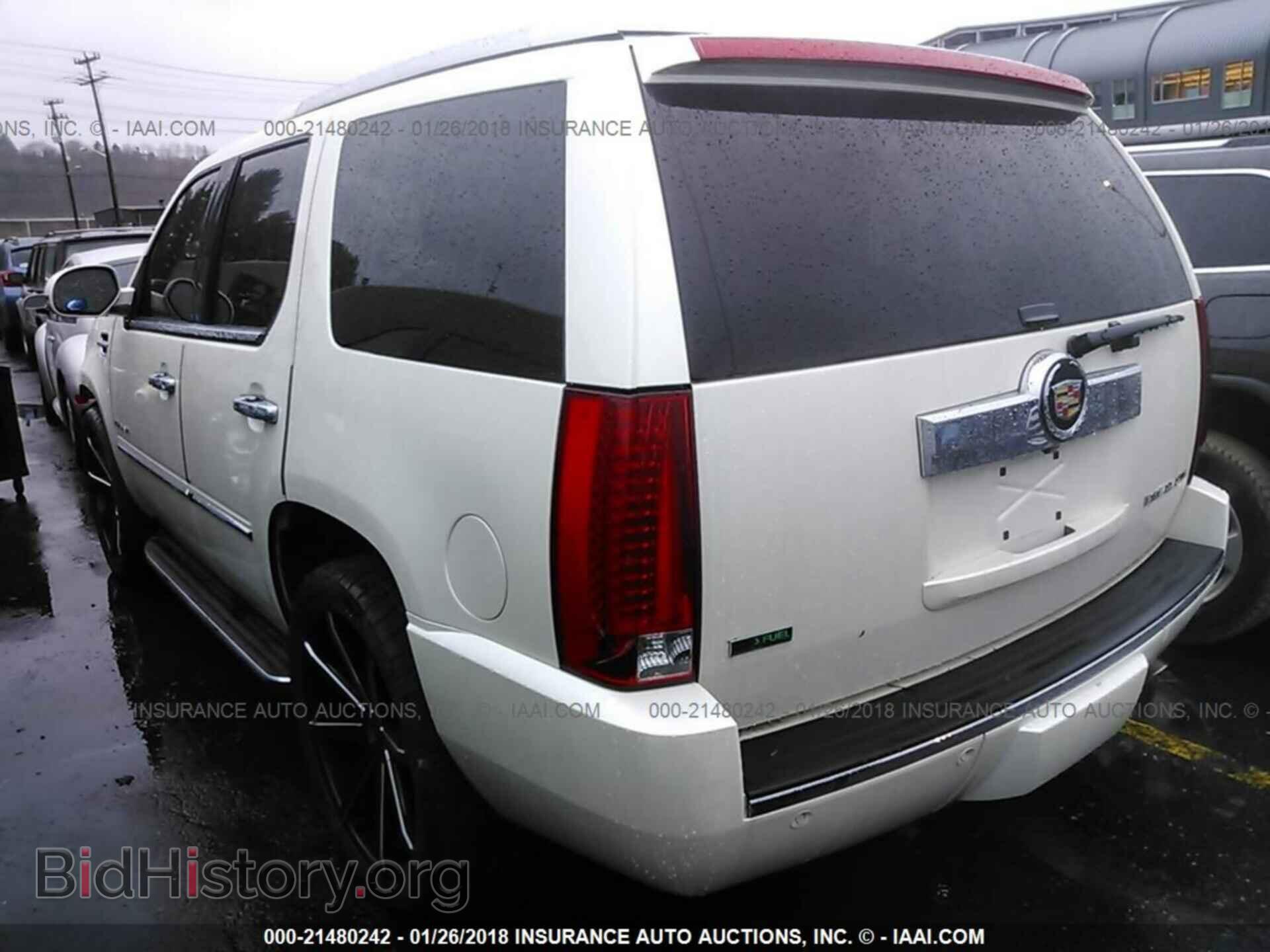 2012 Cadillac Escalade - VIN: 1GYS4BEF2CR107423 - Фото 3