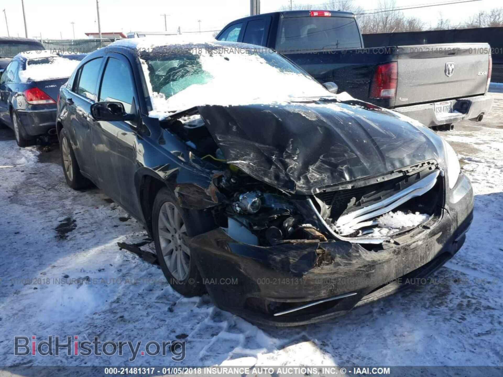 Photo 1C3CCBBB2DN601518 - Chrysler 200 2013