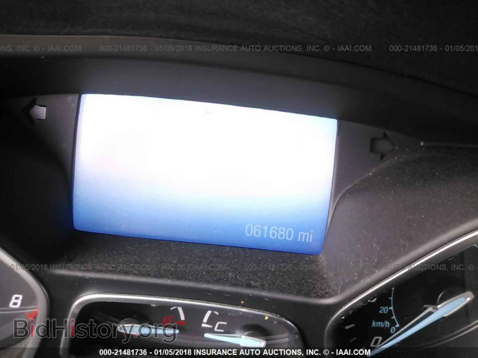2014 Ford Focus - VIN: 1FADP3N22EL117700 - Photo 7