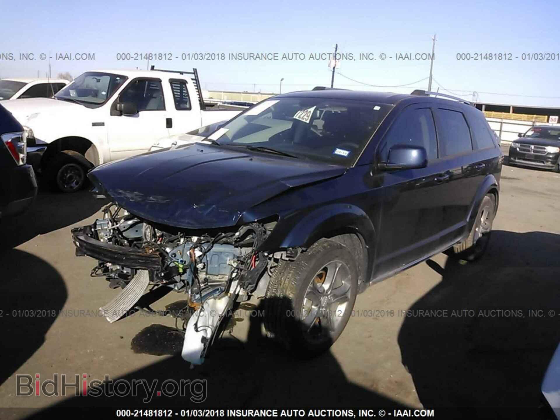 2017 Dodge Journey - VIN: 3C4PDCGB8HT560276 - Фото 2