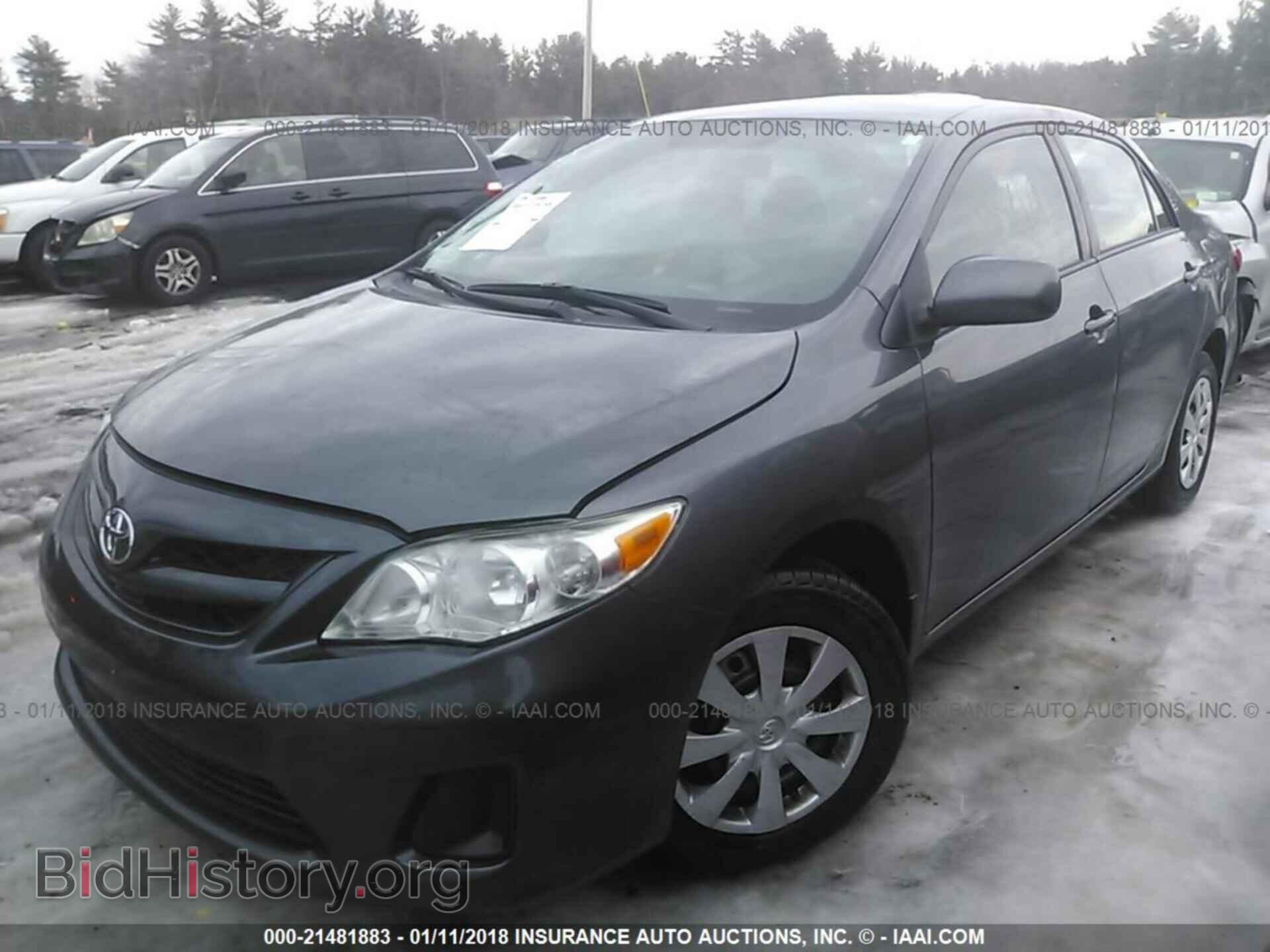 2011 Toyota Corolla - VIN: 2T1BU4EE0BC571652 - Photo 2