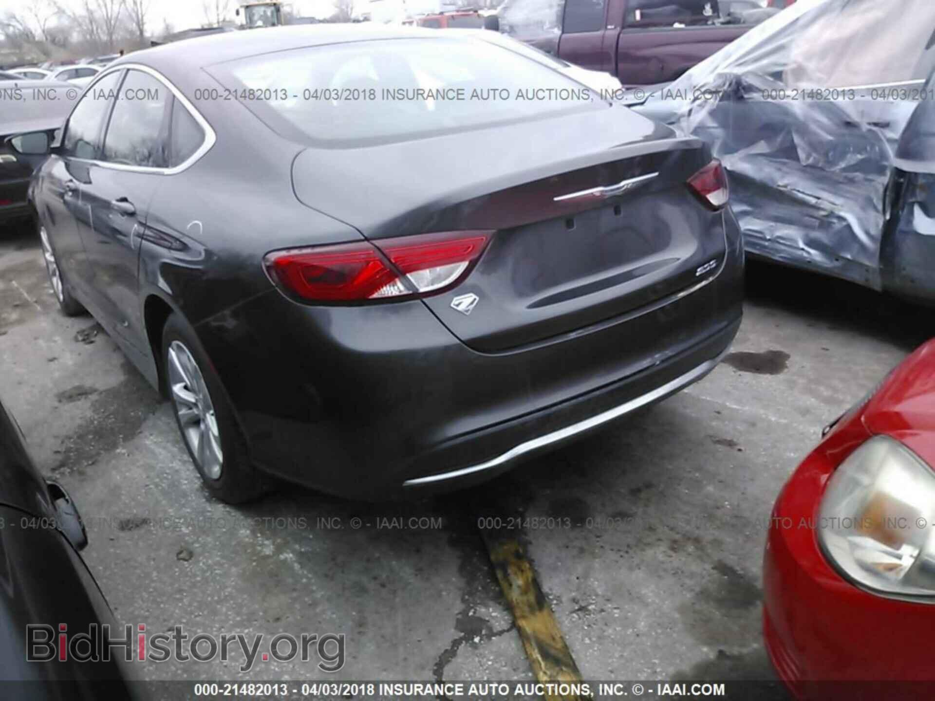 2015 Chrysler 200 - VIN: 1C3CCCAB0FN676941 - Photo 3