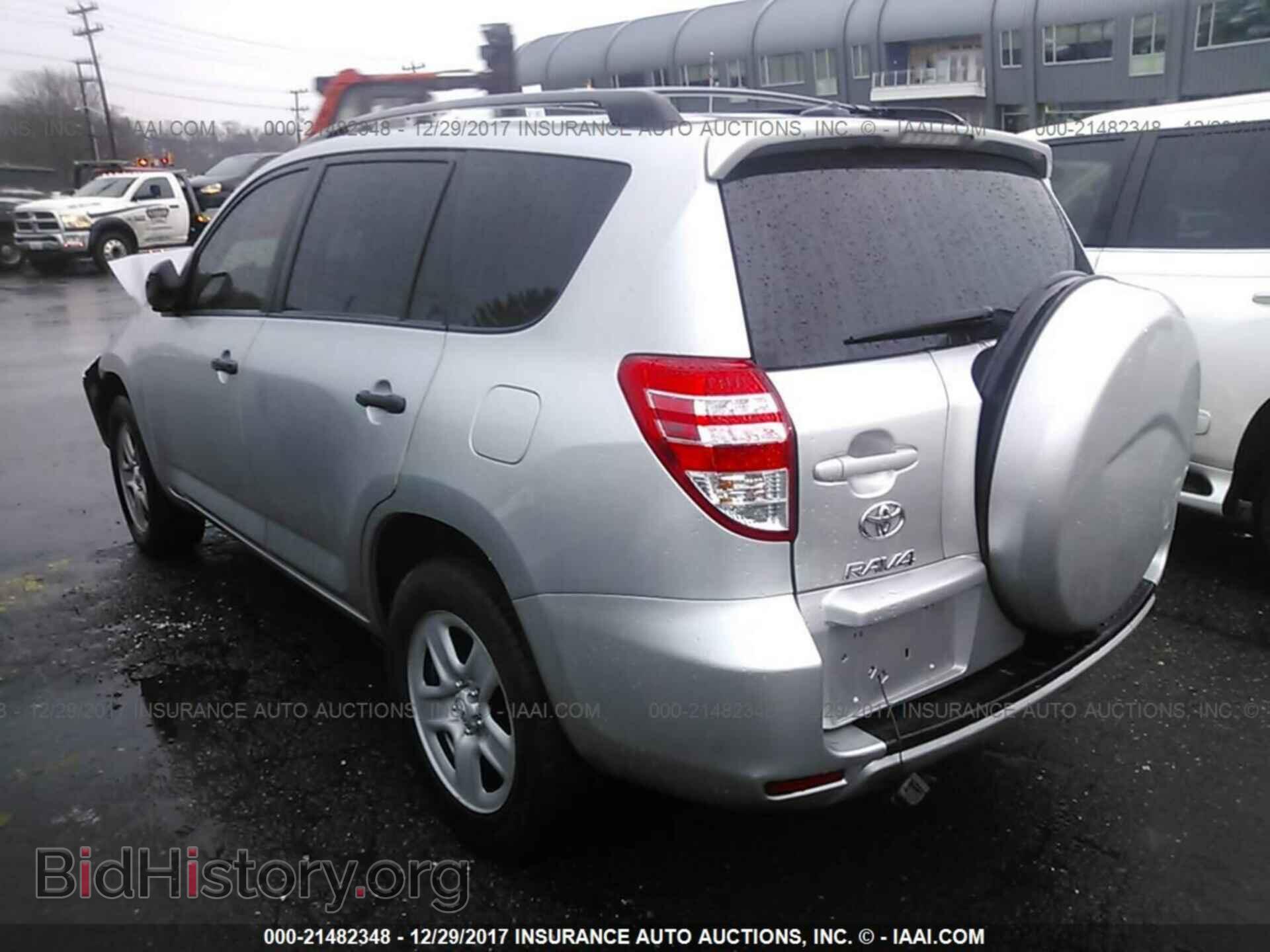 2012 Toyota Rav4 - VIN: 2T3BF4DVXCW233341 - Фото 3
