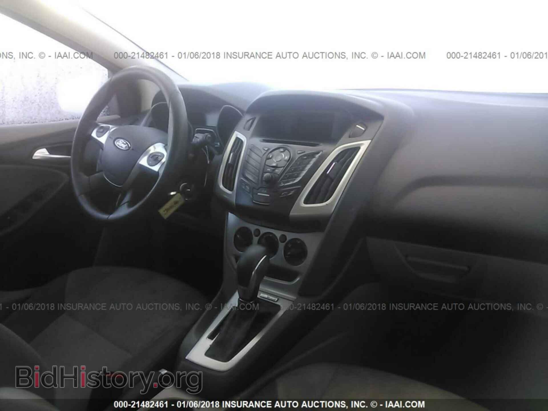 2014 Ford Focus - VIN: 1FADP3K24EL163064 - Фото 5