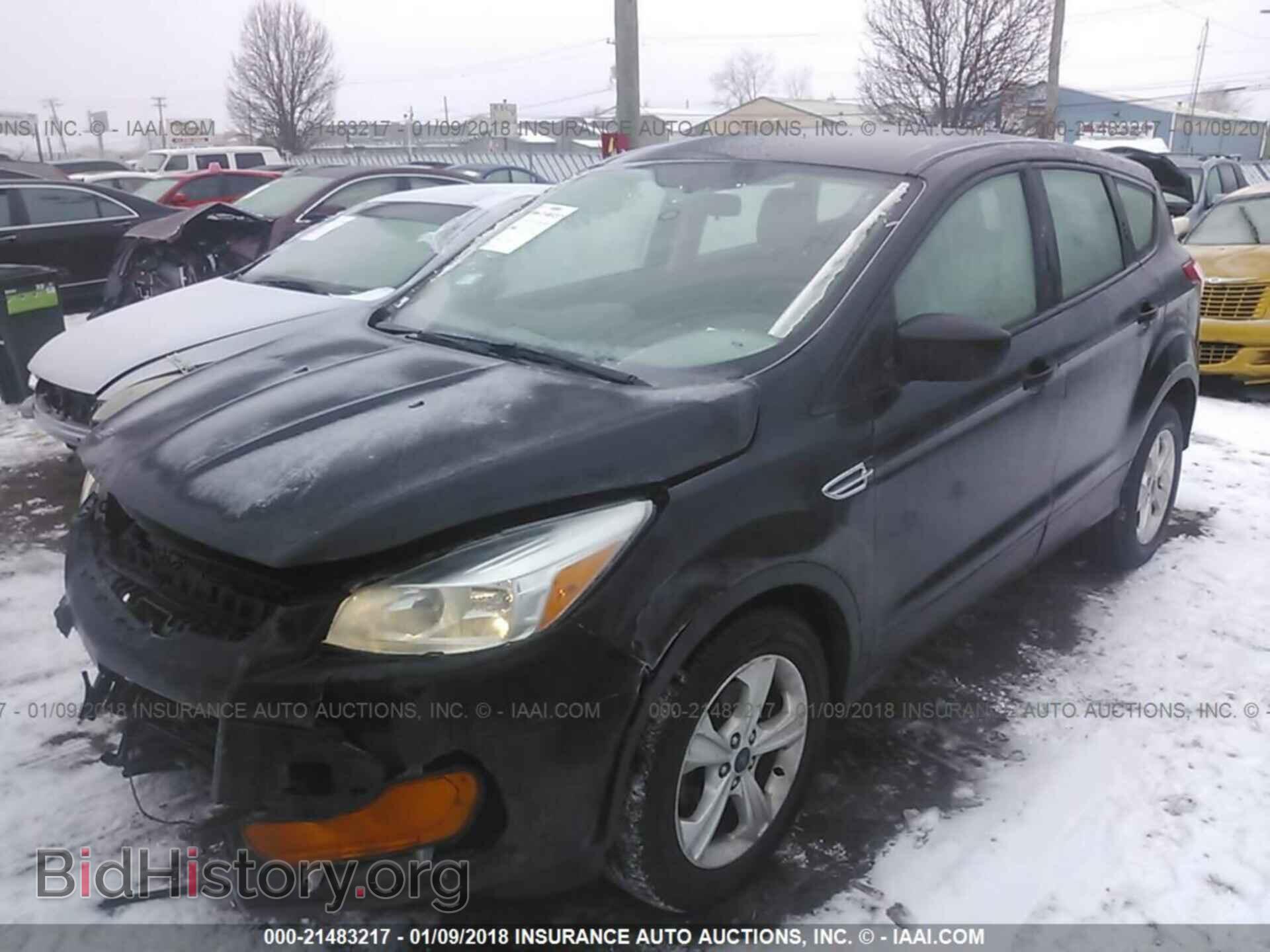 2014 Ford Escape - VIN: 1FMCU0F76EUE35137 - Фото 2
