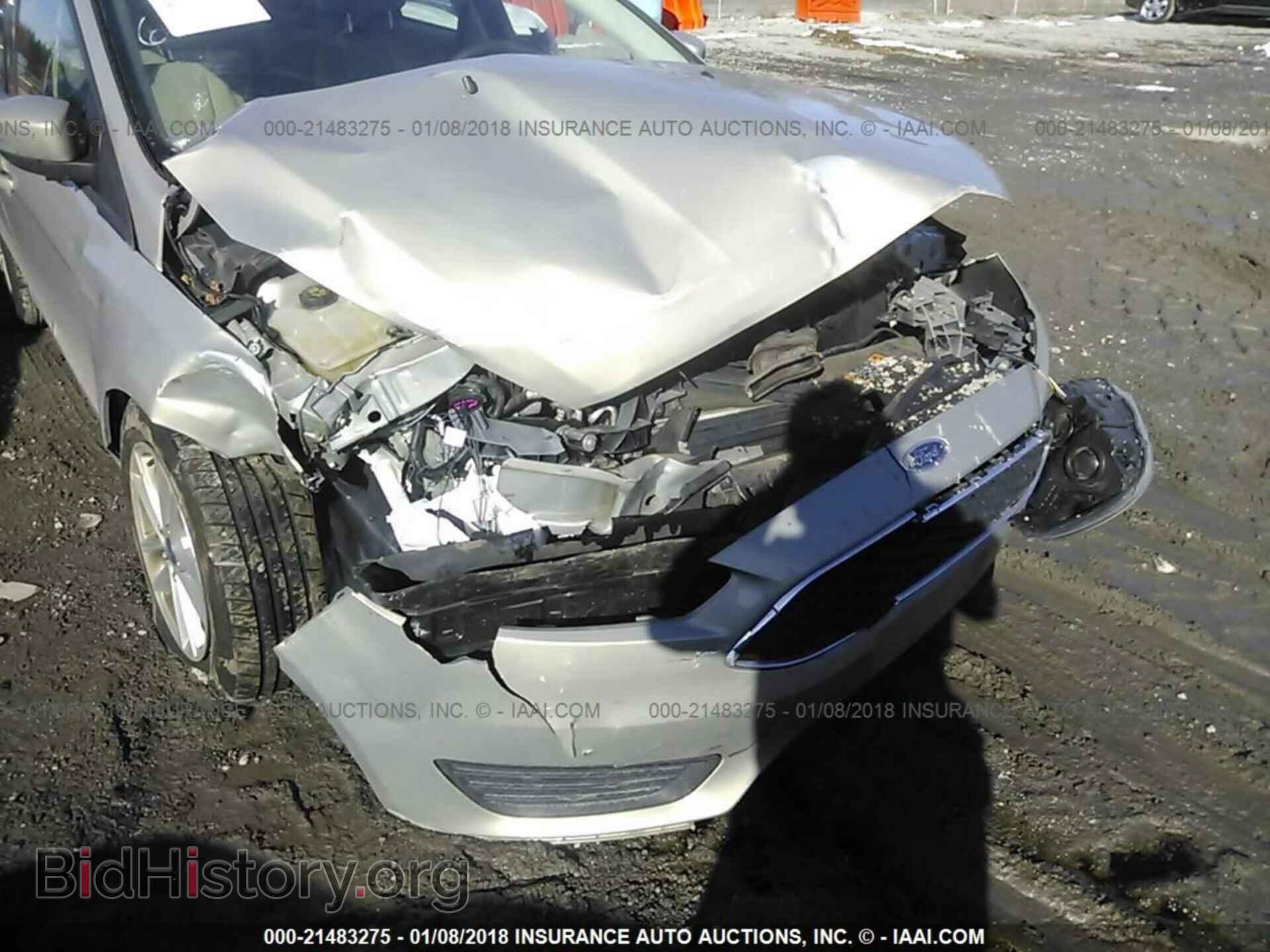 2016 Ford Focus - VIN: 1FADP3F2XGL201006 - Photo 6