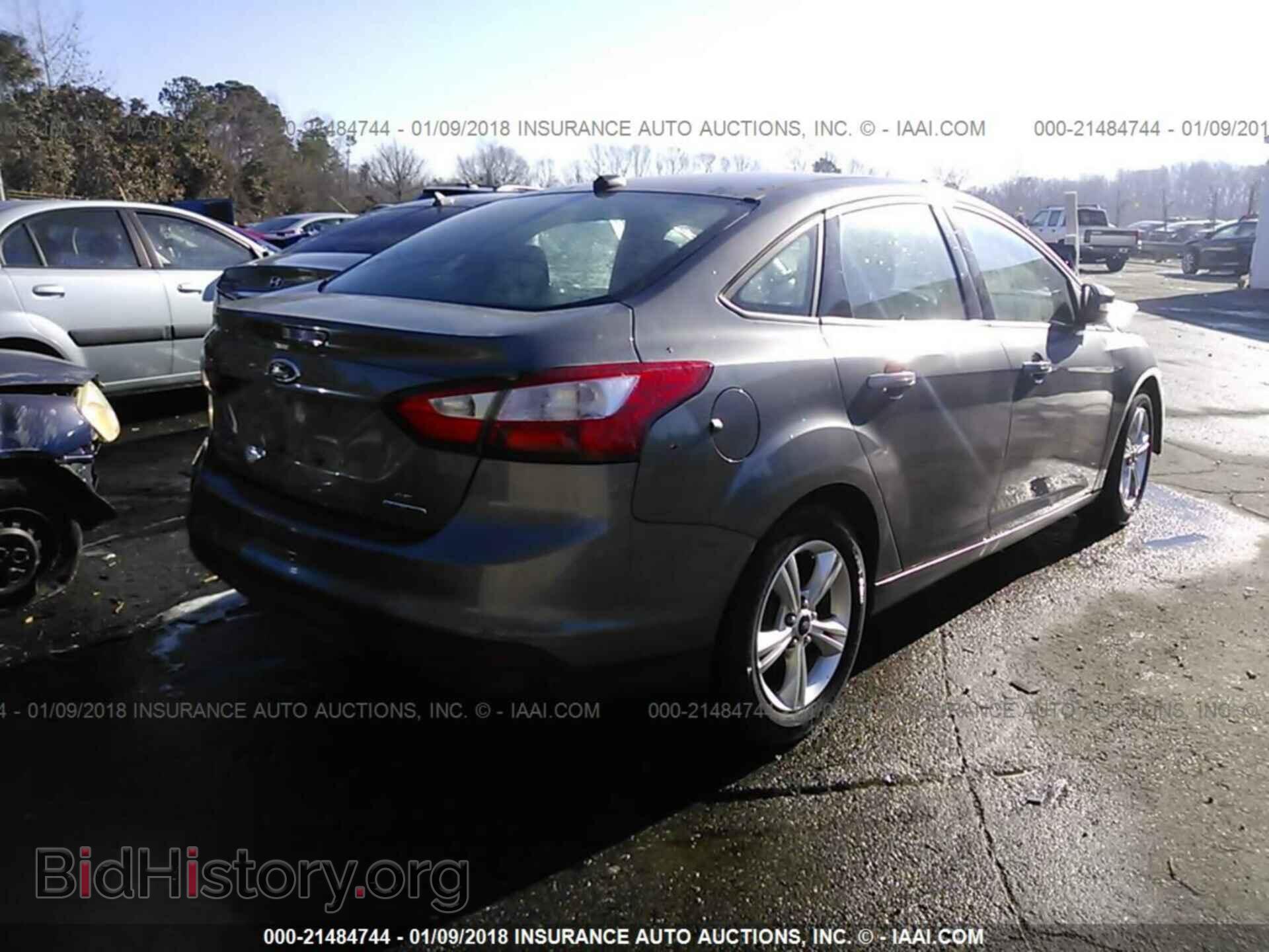 2013 Ford Focus - VIN: 1FADP3F29DL230881 - Photo 4