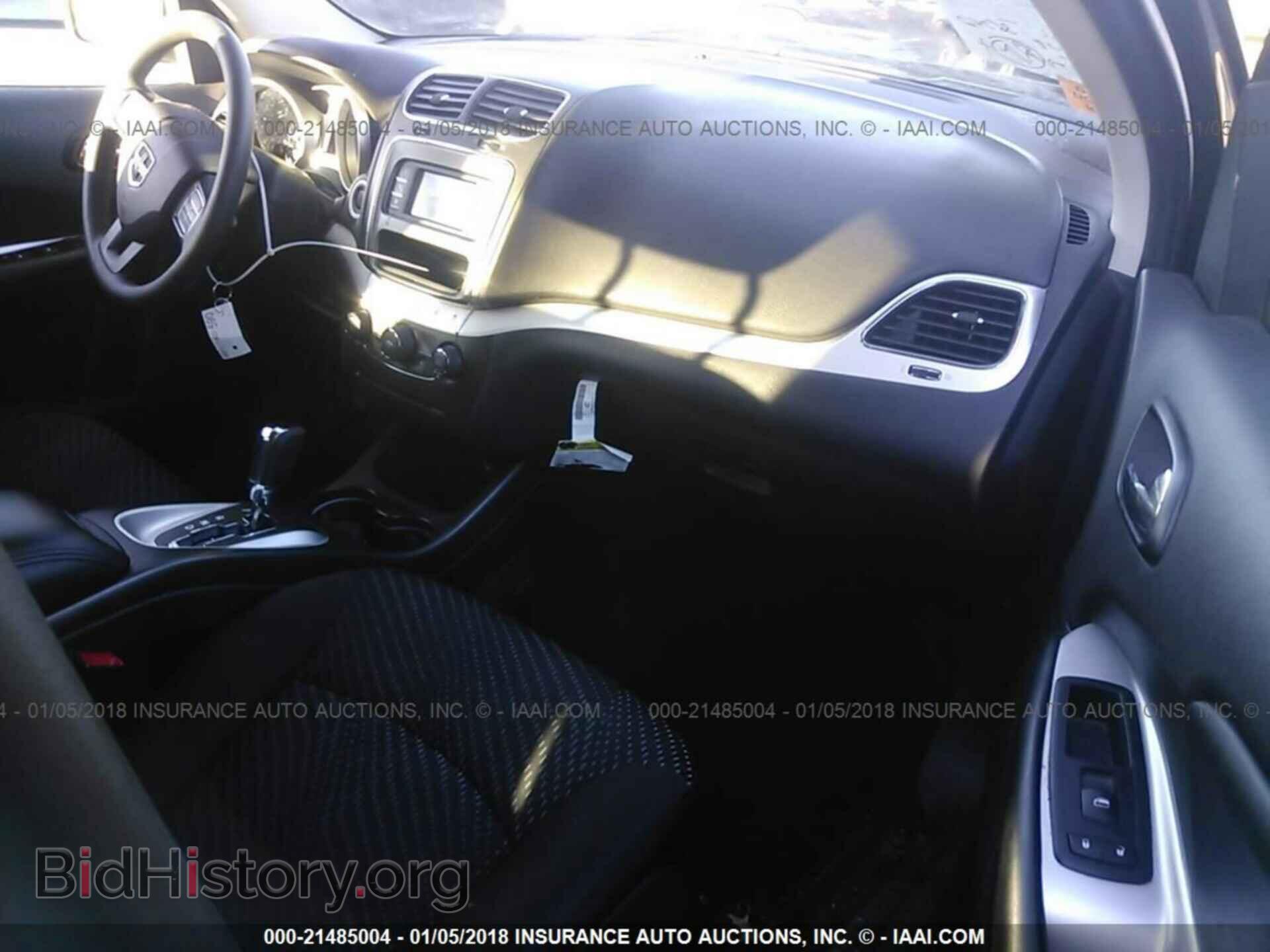 2017 Dodge Journey - VIN: 3C4PDCAB3HT551378 - Фото 5