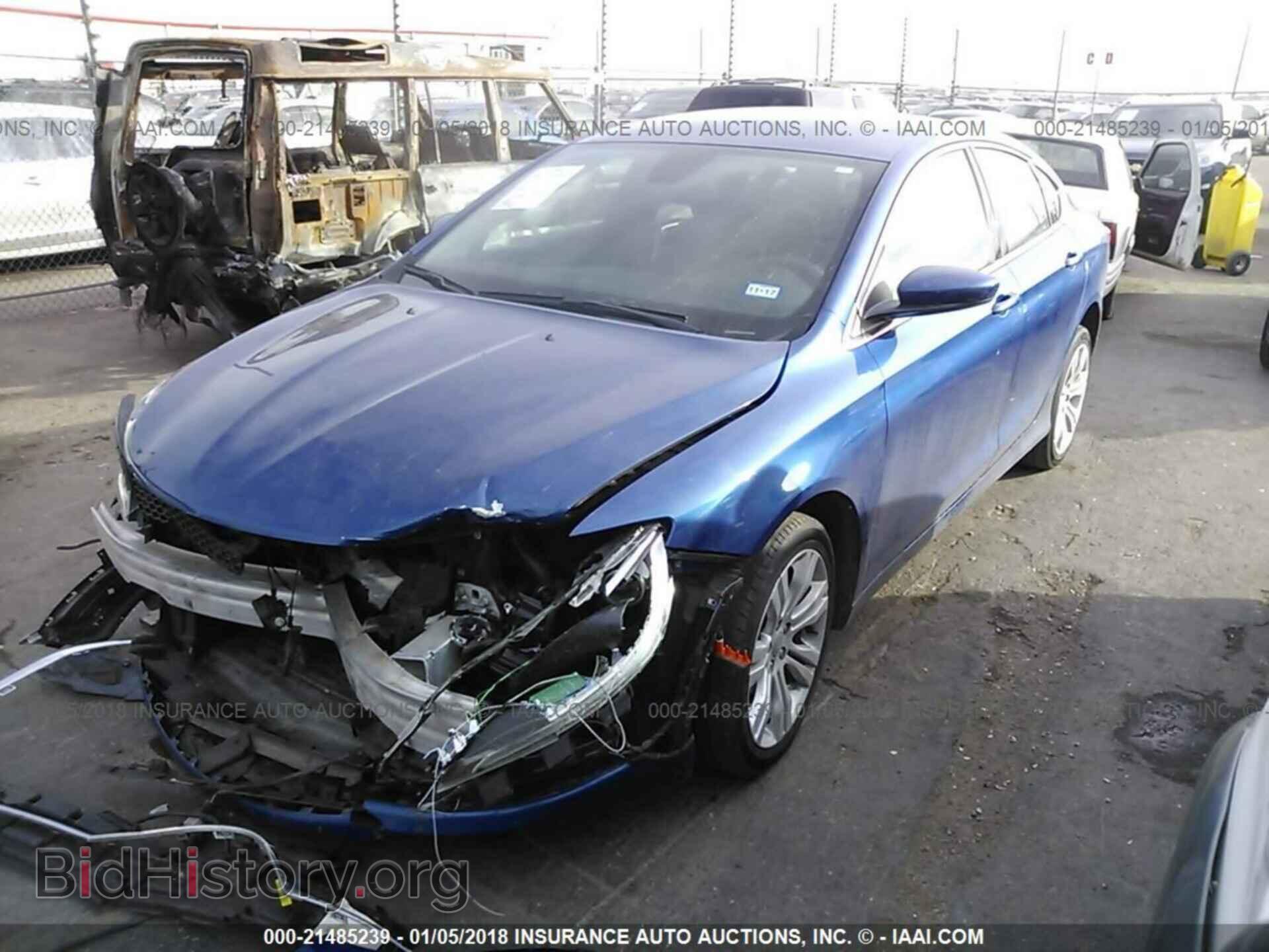 2015 Chrysler 200 - VIN: 1C3CCCAB1FN689570 - Фото 2