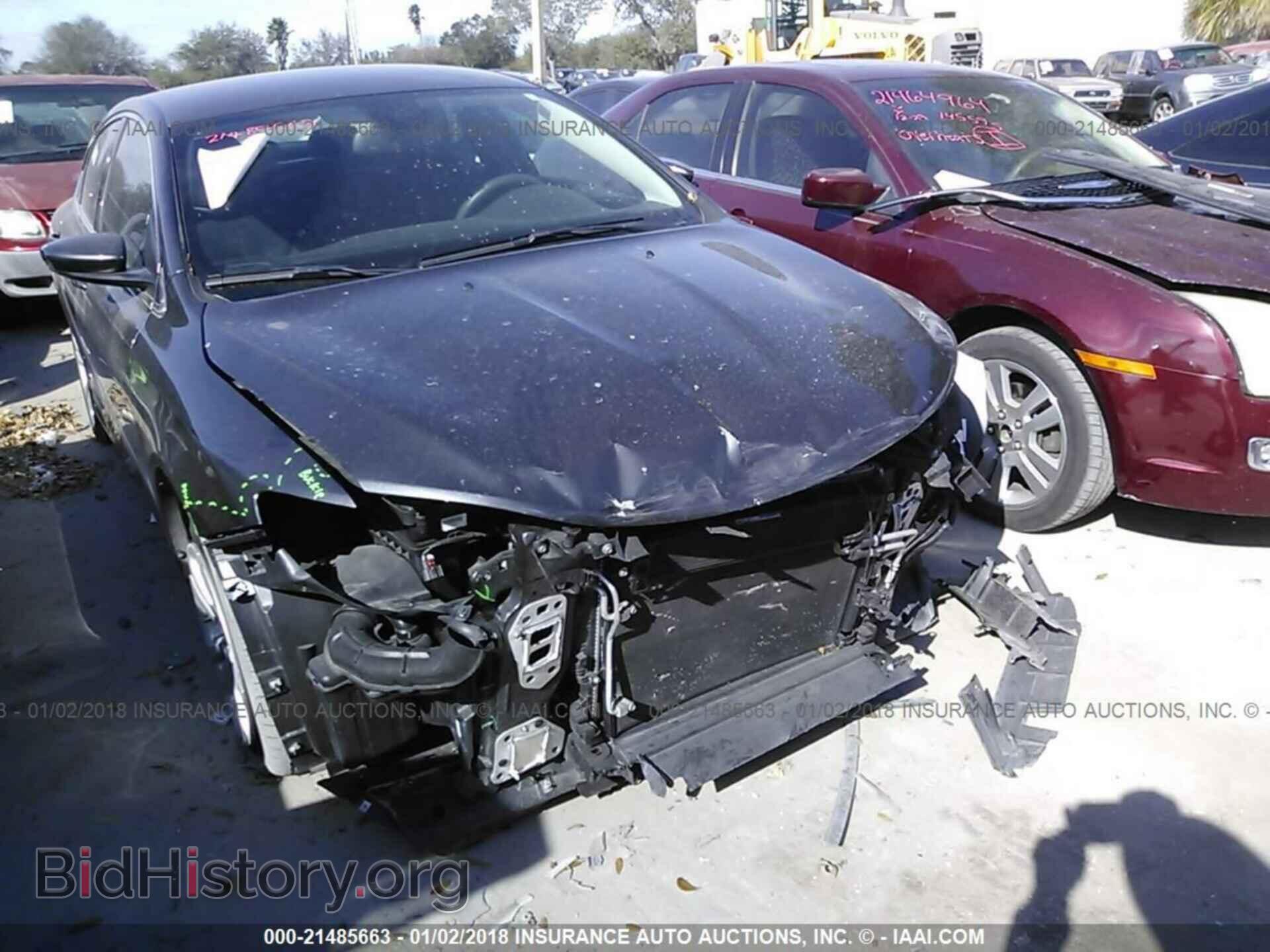 2015 Chrysler 200 - VIN: 1C3CCCAB7FN754874 - Photo 6