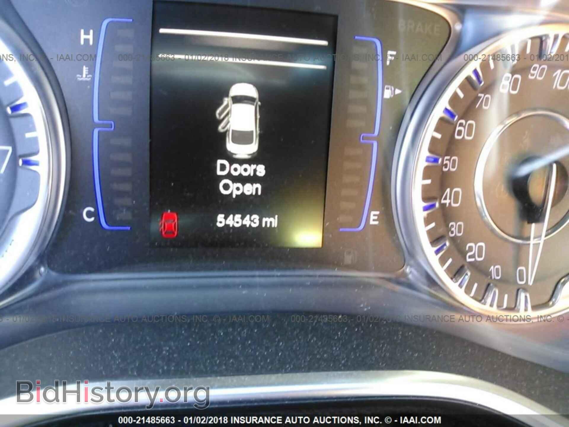 2015 Chrysler 200 - VIN: 1C3CCCAB7FN754874 - Photo 7