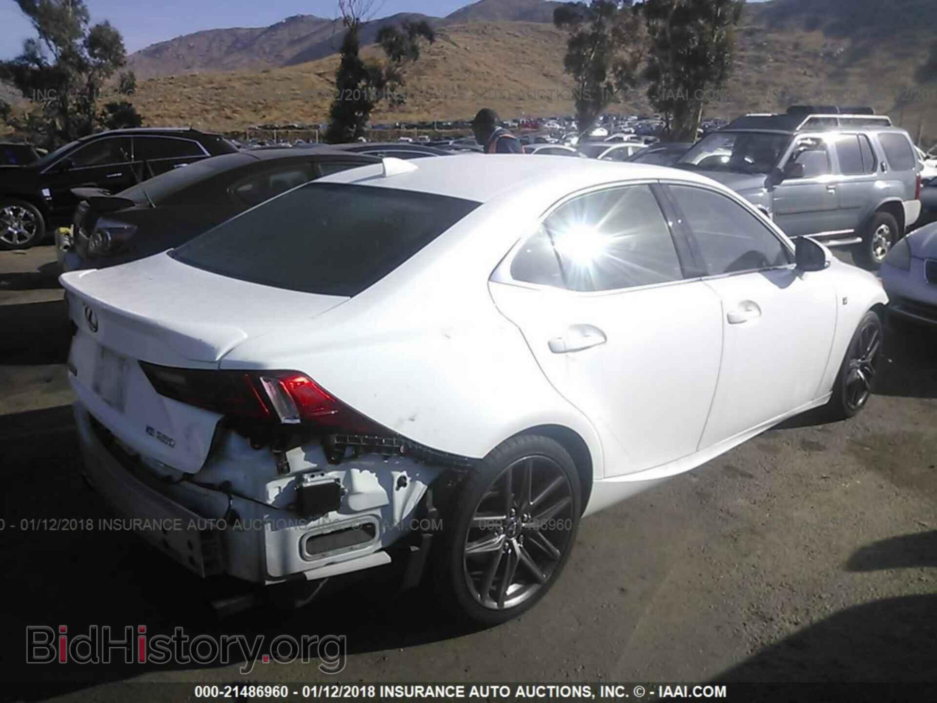 2015 Lexus Is - VIN: JTHBF1D22F5082686 - Photo 4