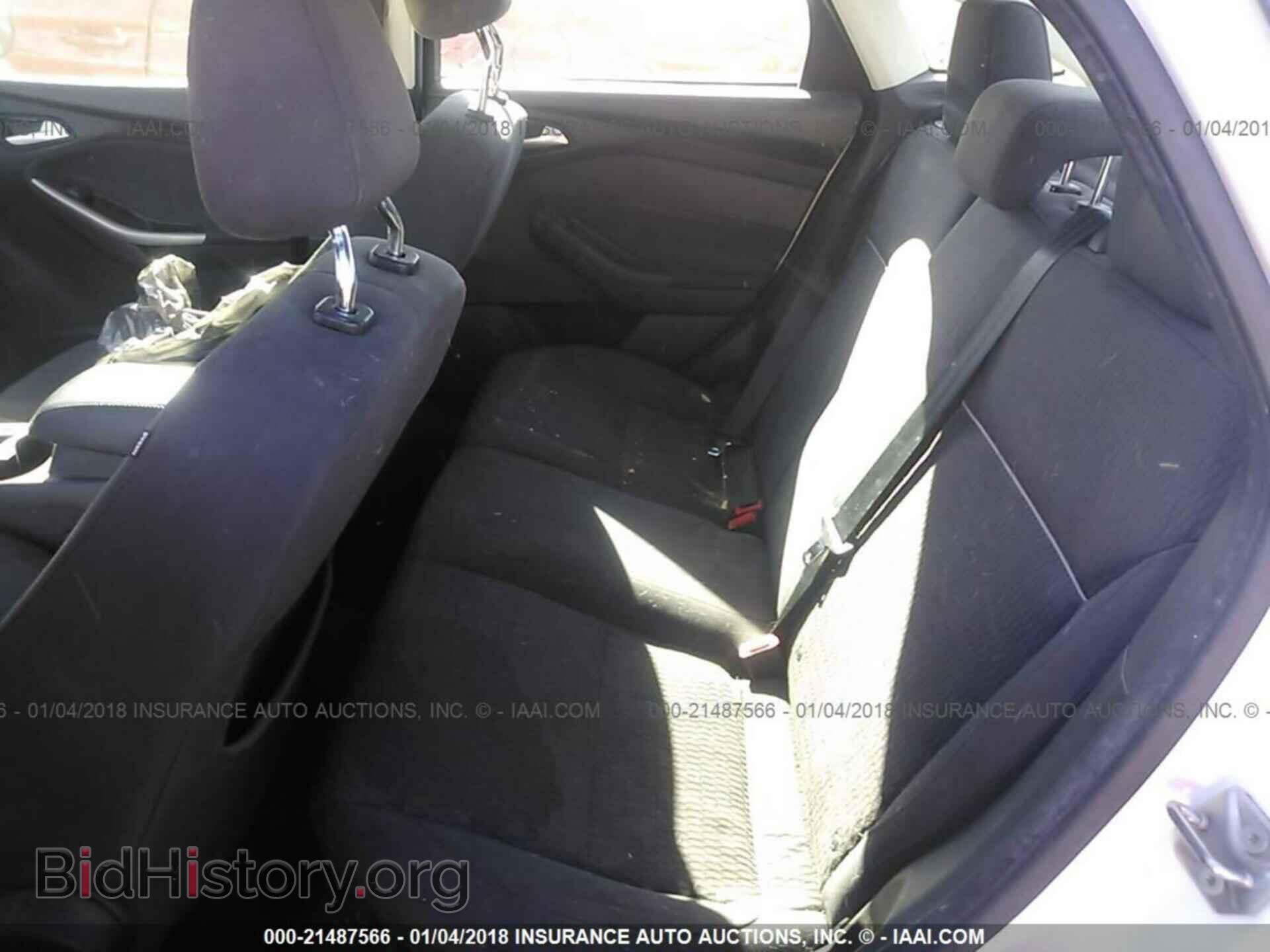 2012 Ford Focus - VIN: 1FAHP3H22CL363060 - Photo 8