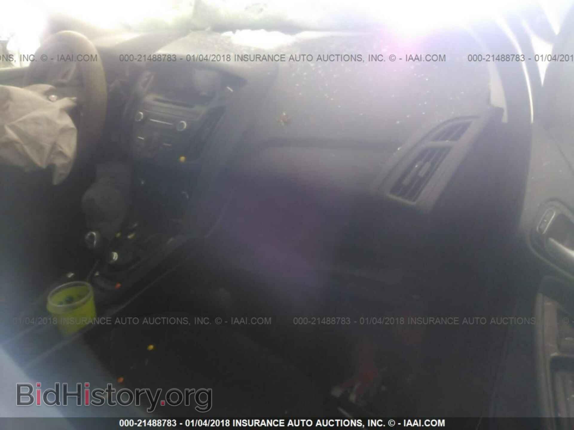 2015 Ford Focus - VIN: 1FADP3FE4FL207988 - Photo 5