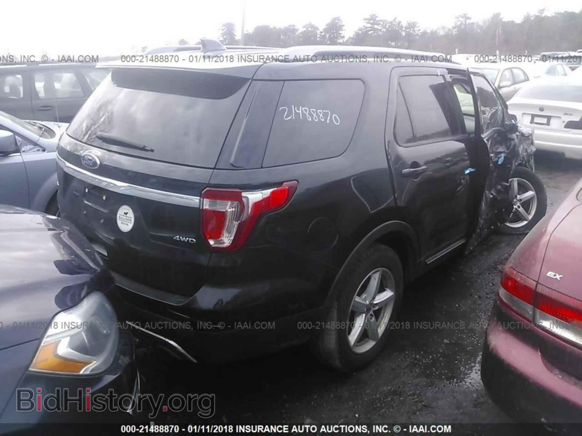 2016 Ford Explorer - VIN: 1FM5K8D87GGD19021 - Photo 4