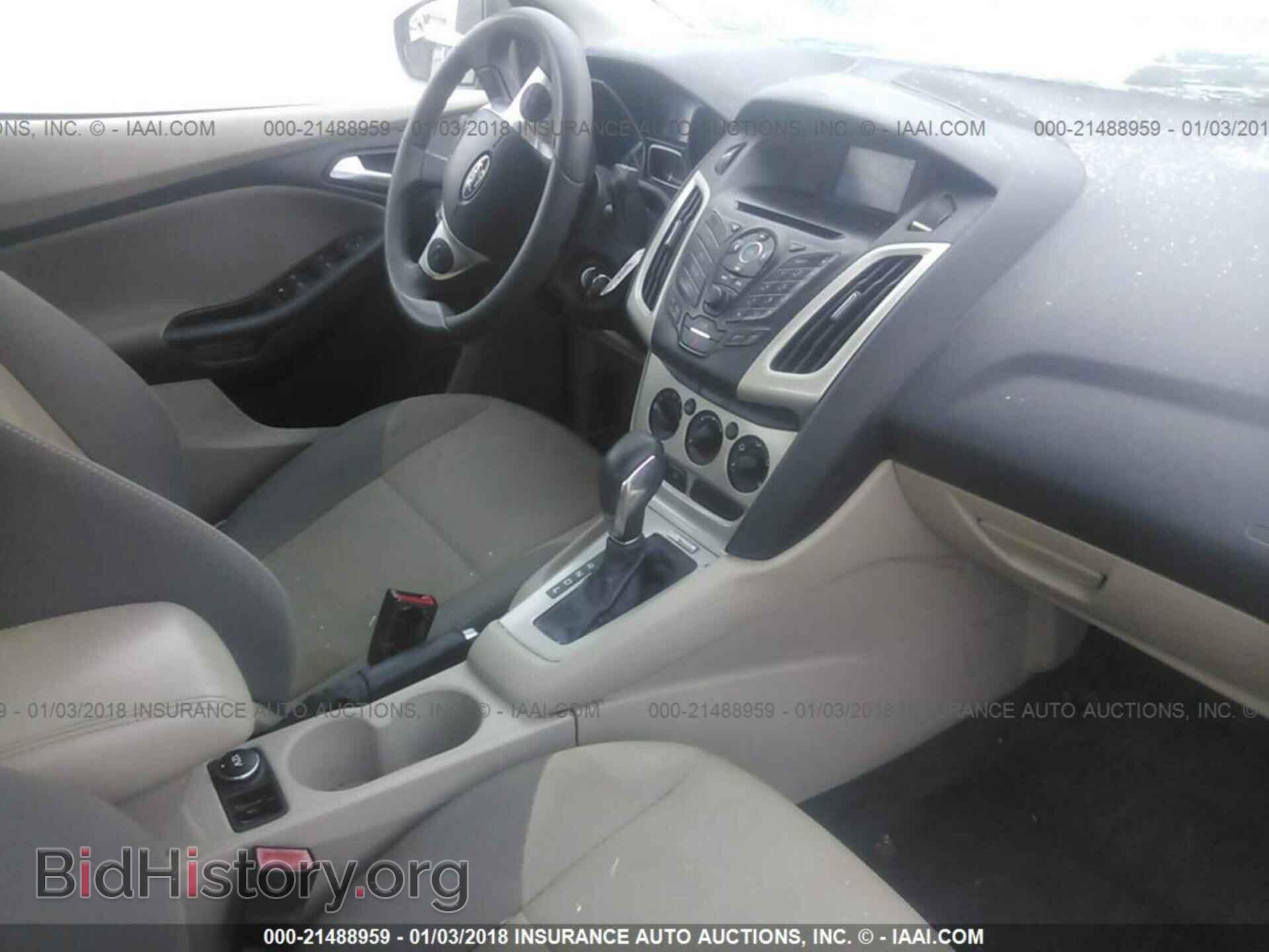 2012 Ford Focus - VIN: 1FAHP3F27CL187965 - Фото 5