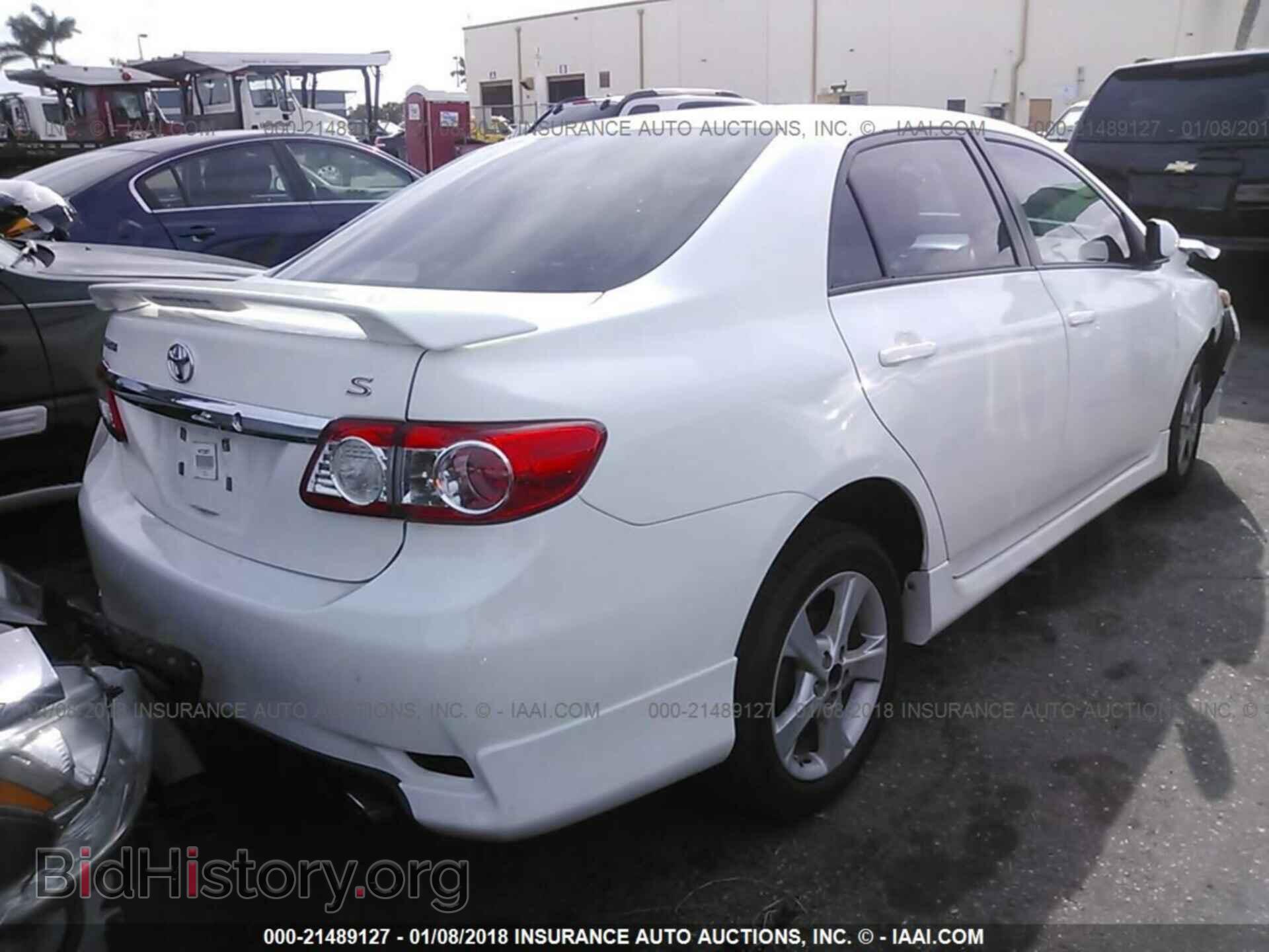 2011 Toyota Corolla - VIN: 2T1BU4EEXBC749812 - Photo 4