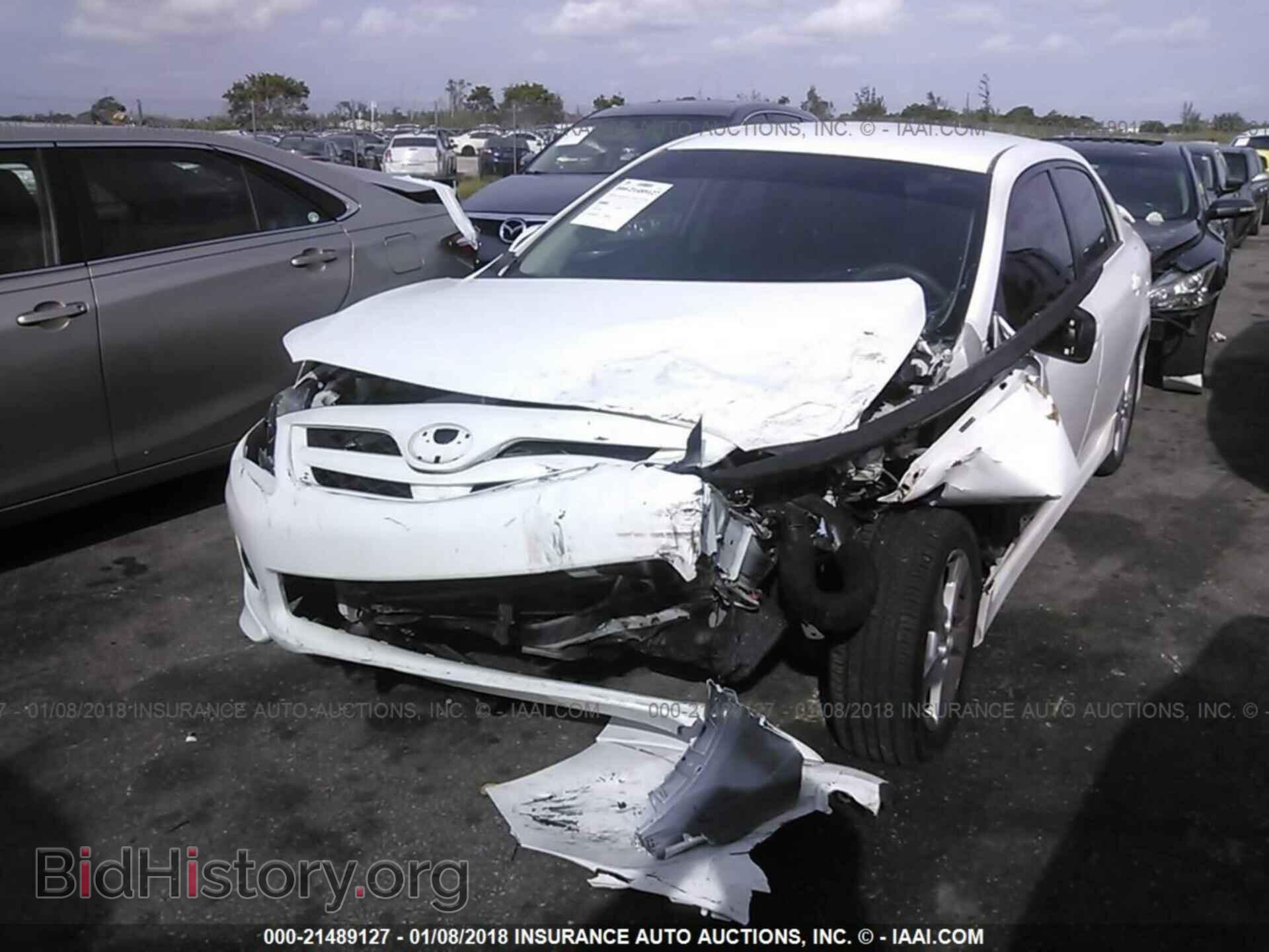 2011 Toyota Corolla - VIN: 2T1BU4EEXBC749812 - Photo 6
