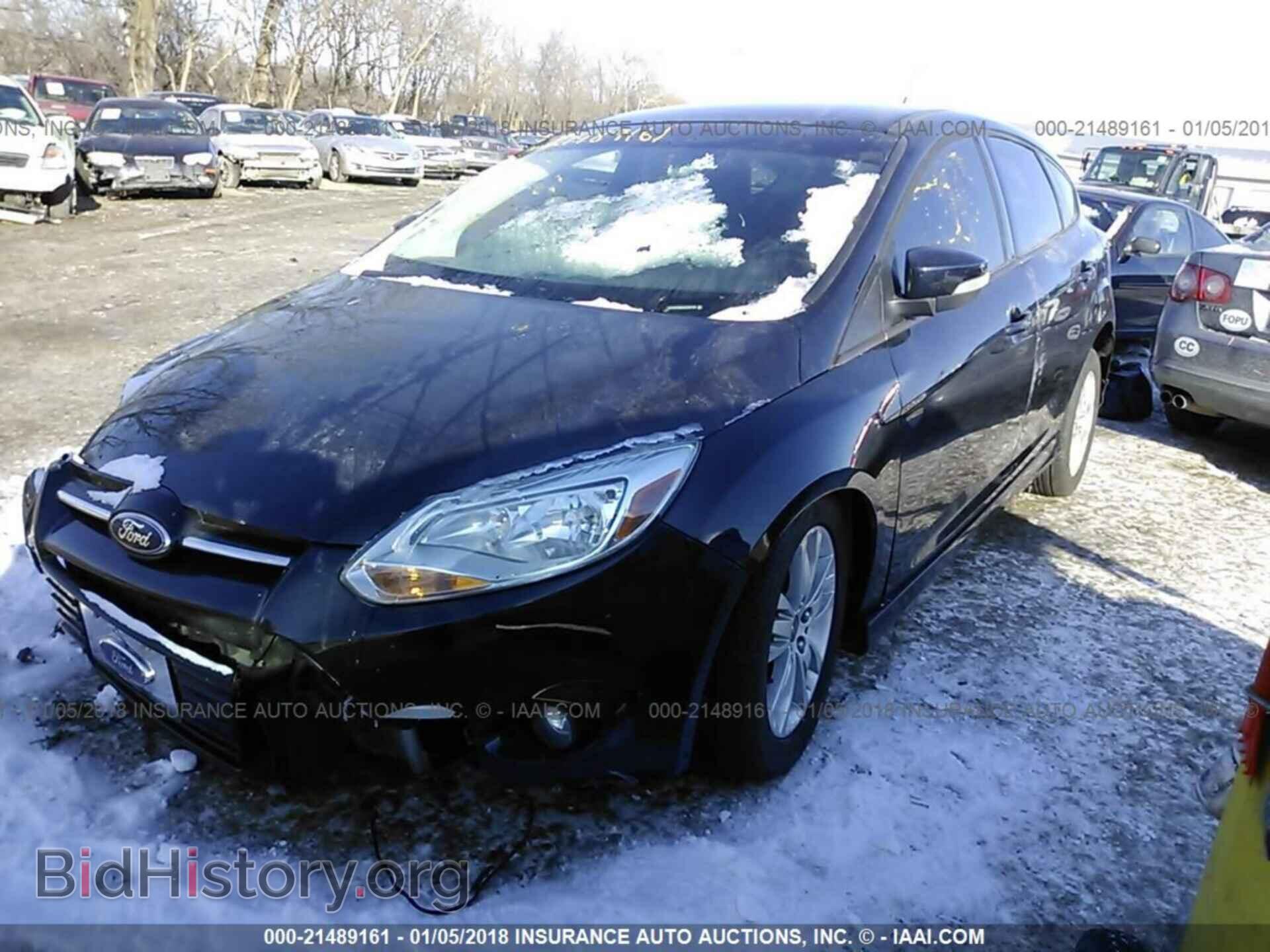 2012 Ford Focus - VIN: 1FAHP3M29CL226123 - Photo 2