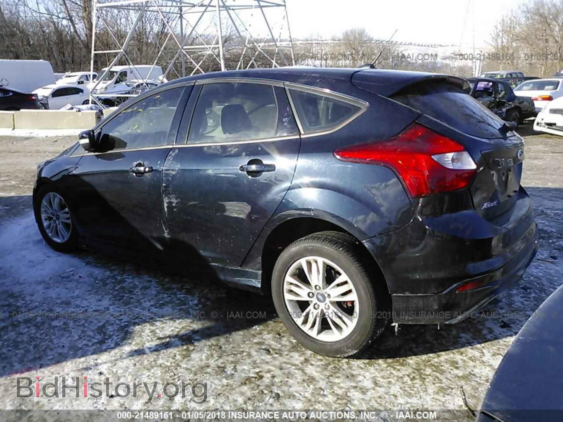 2012 Ford Focus - VIN: 1FAHP3M29CL226123 - Photo 3