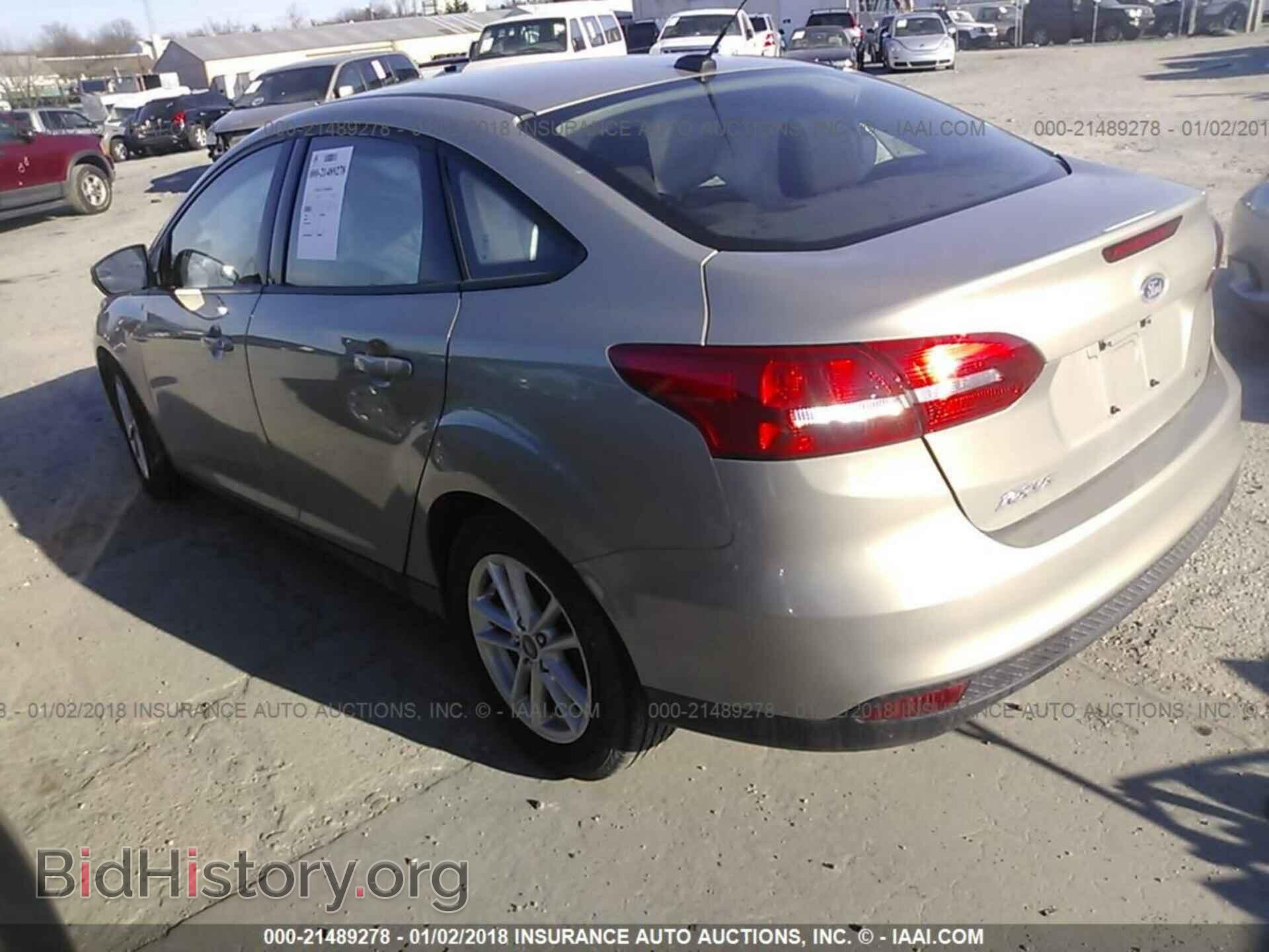 2016 Ford Focus - VIN: 1FADP3F20GL373433 - Фото 3