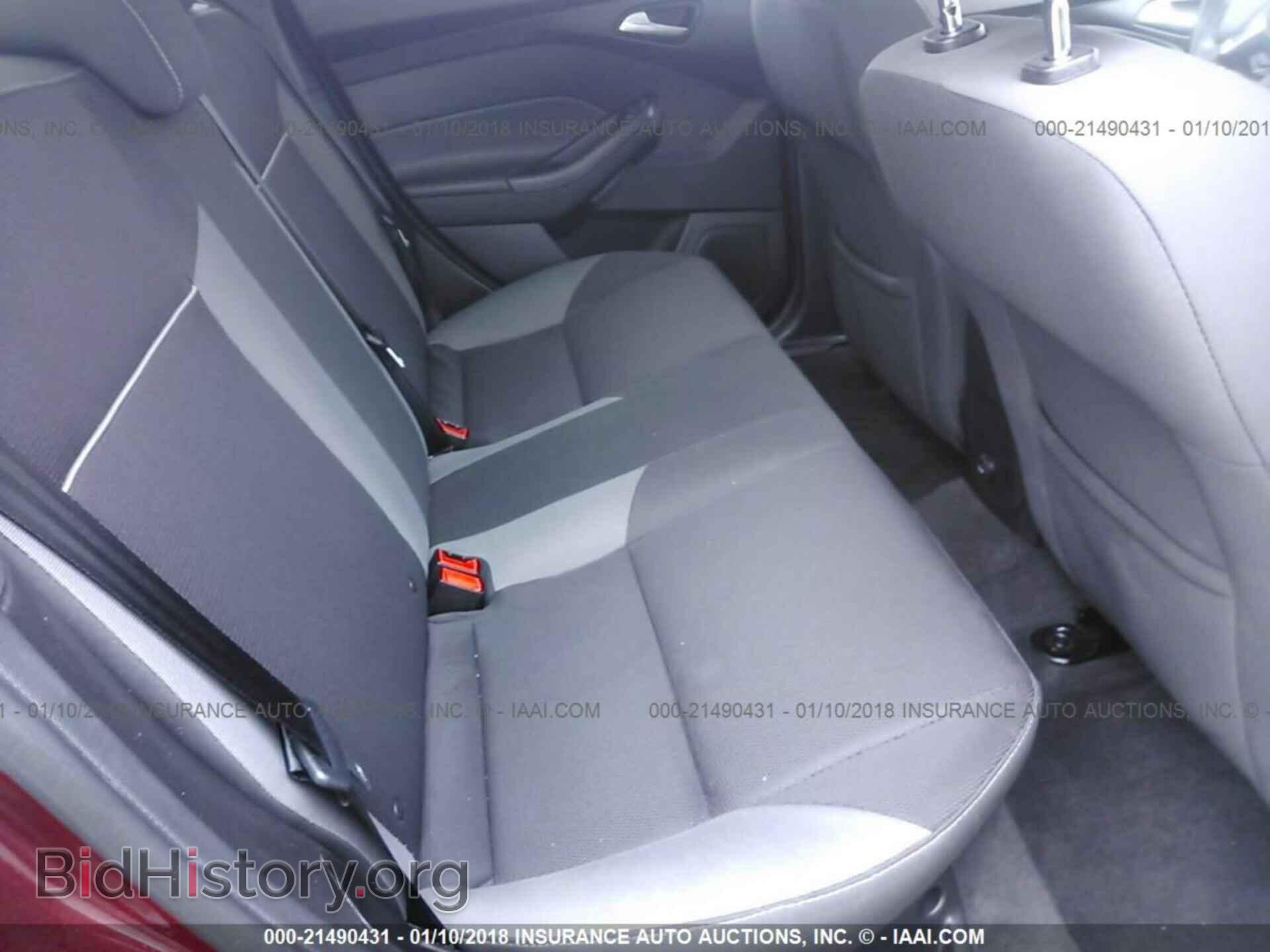 2014 Ford Focus - VIN: 1FADP3F22EL236331 - Photo 8