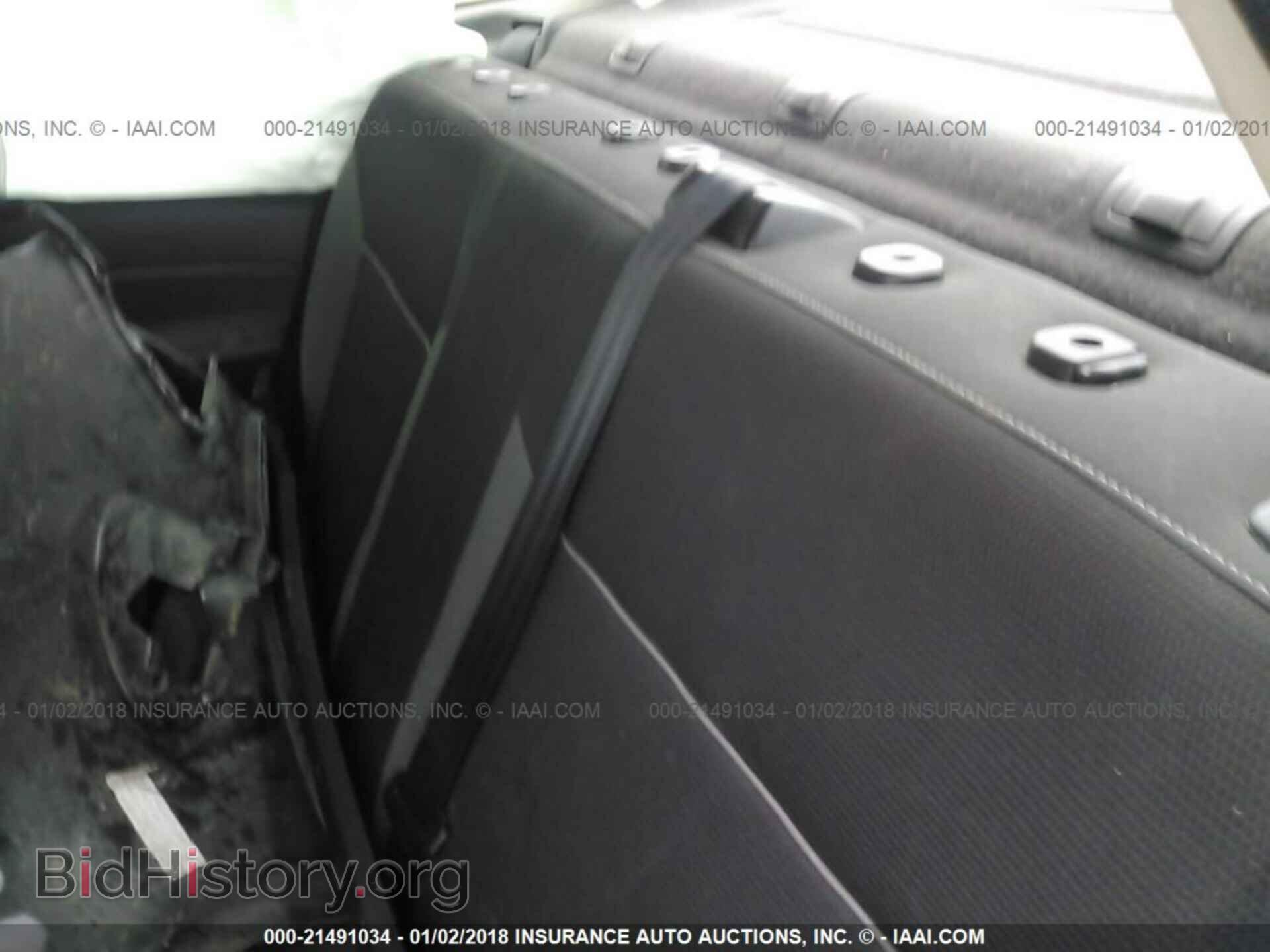 2012 Ford Focus - VIN: 1FAHP3E20CL120366 - Photo 8