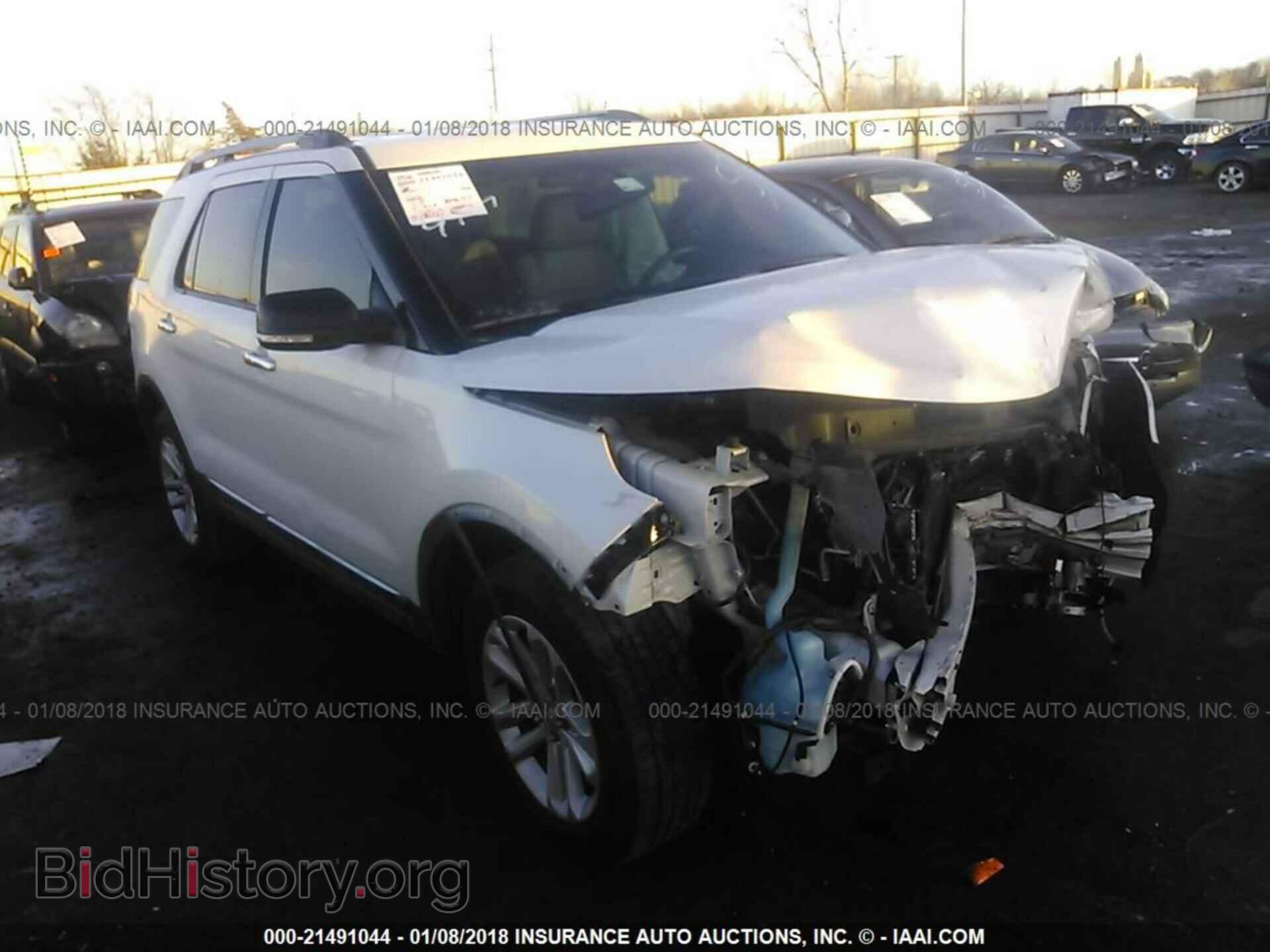 Фотография 1FM5K8D85FGB18331 - Ford Explorer 2015