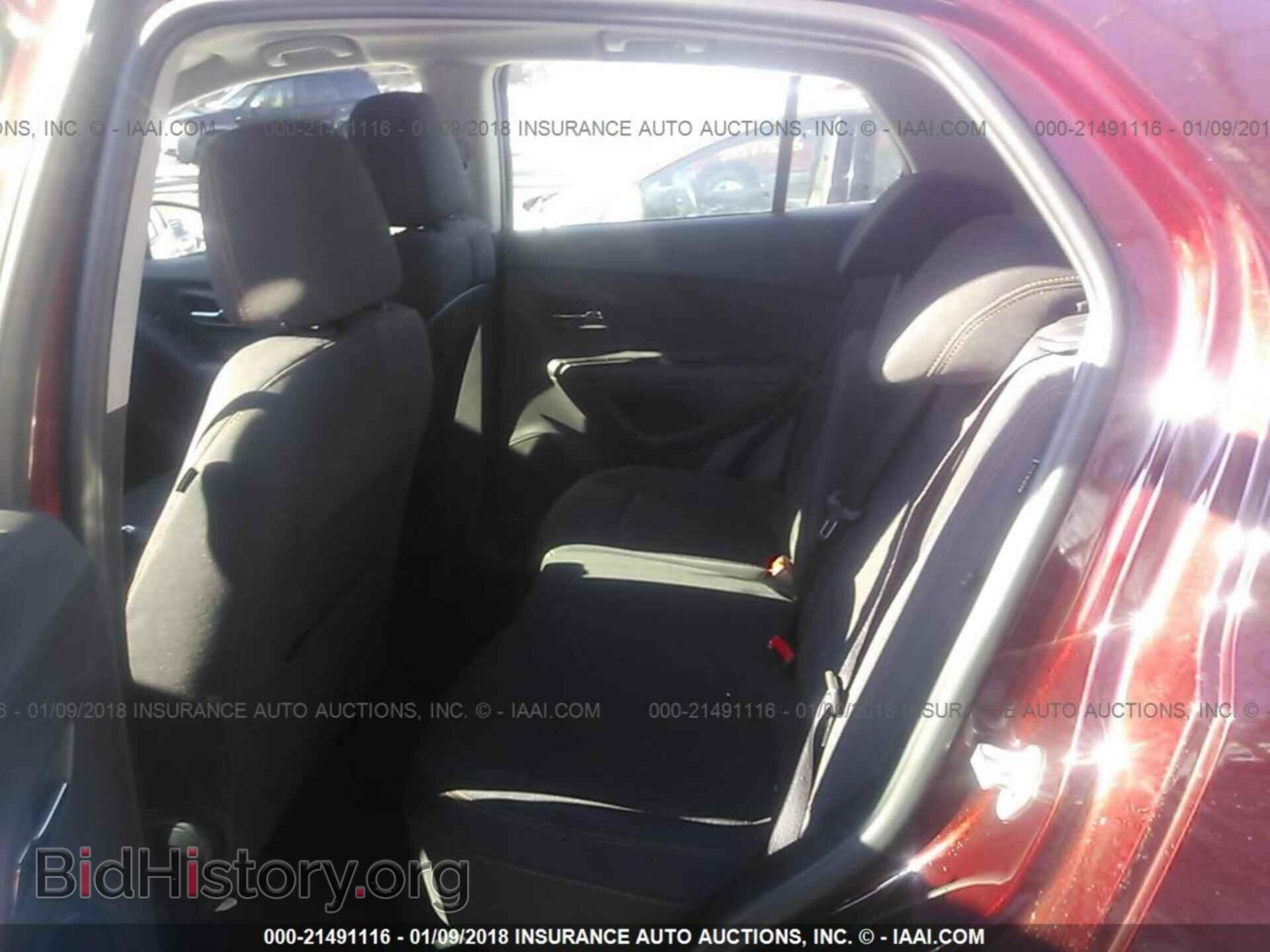 2017 Chevrolet Trax - VIN: 3GNCJNSBXHL201075 - Фото 8