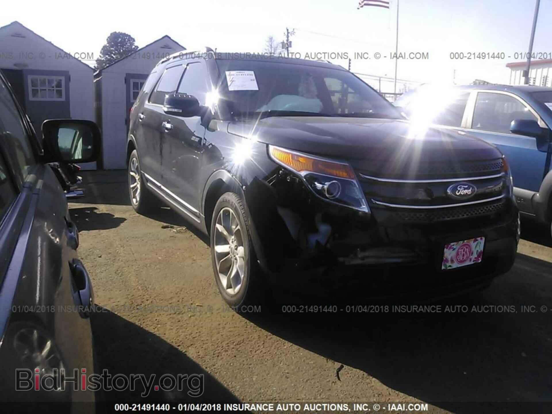 Photo 1FM5K7F80DGB97475 - Ford Explorer 2013