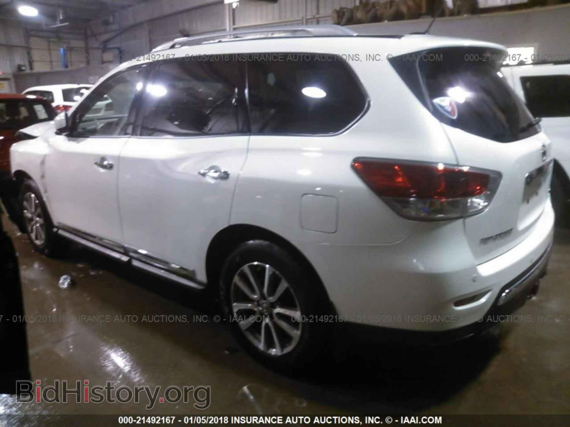 2015 Nissan Pathfinder - VIN: 5N1AR2MM7FC708459 - Фото 3