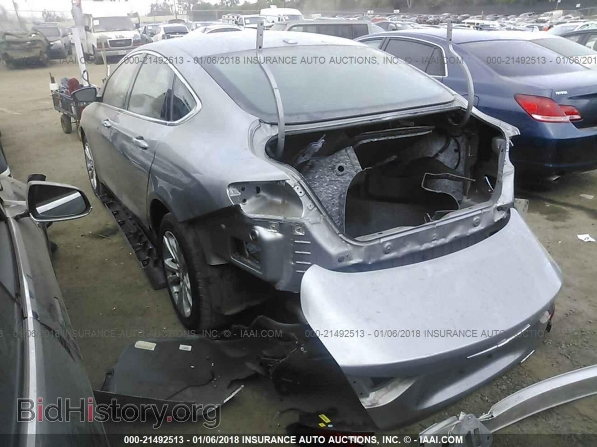 2015 Chrysler 200 - VIN: 1C3CCCAB2FN741126 - Фото 3