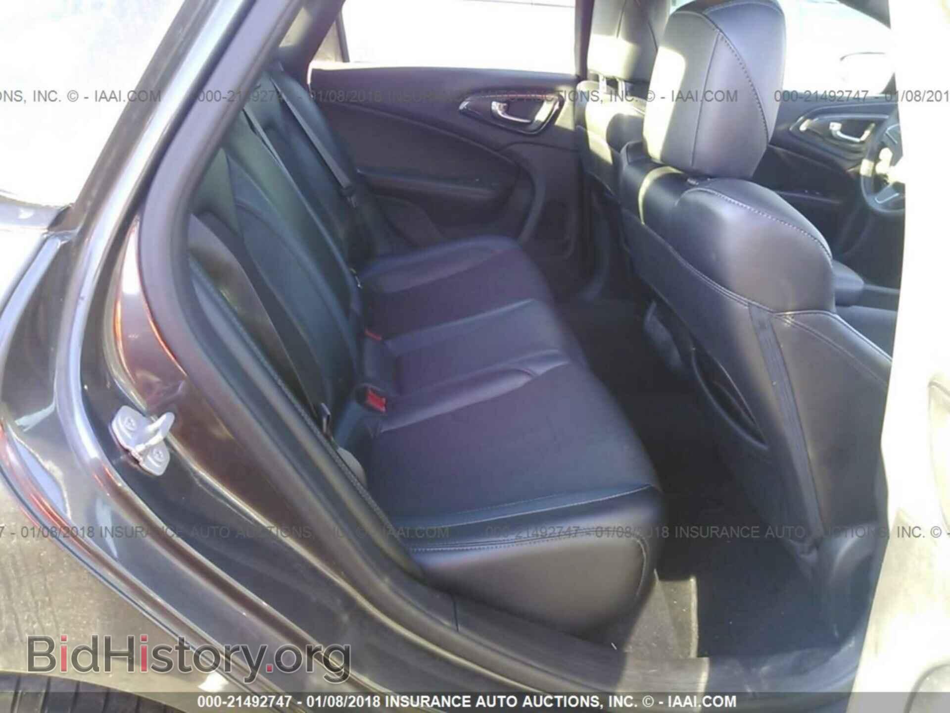2015 Chrysler 200 - VIN: 1C3CCCBB5FN640936 - Photo 8