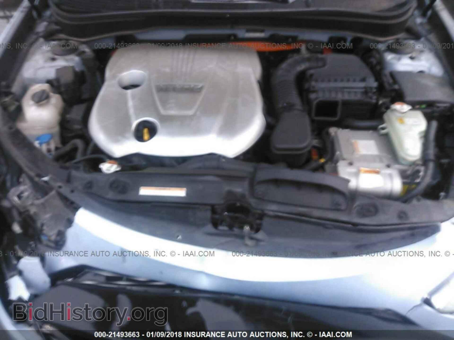2012 Hyundai Sonata - VIN: KMHEC4A46CA021693 - Photo 10