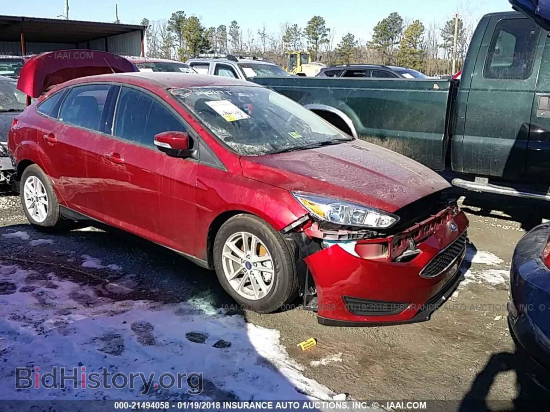 Photo 1FADP3F24HL327606 - Ford Focus 2017
