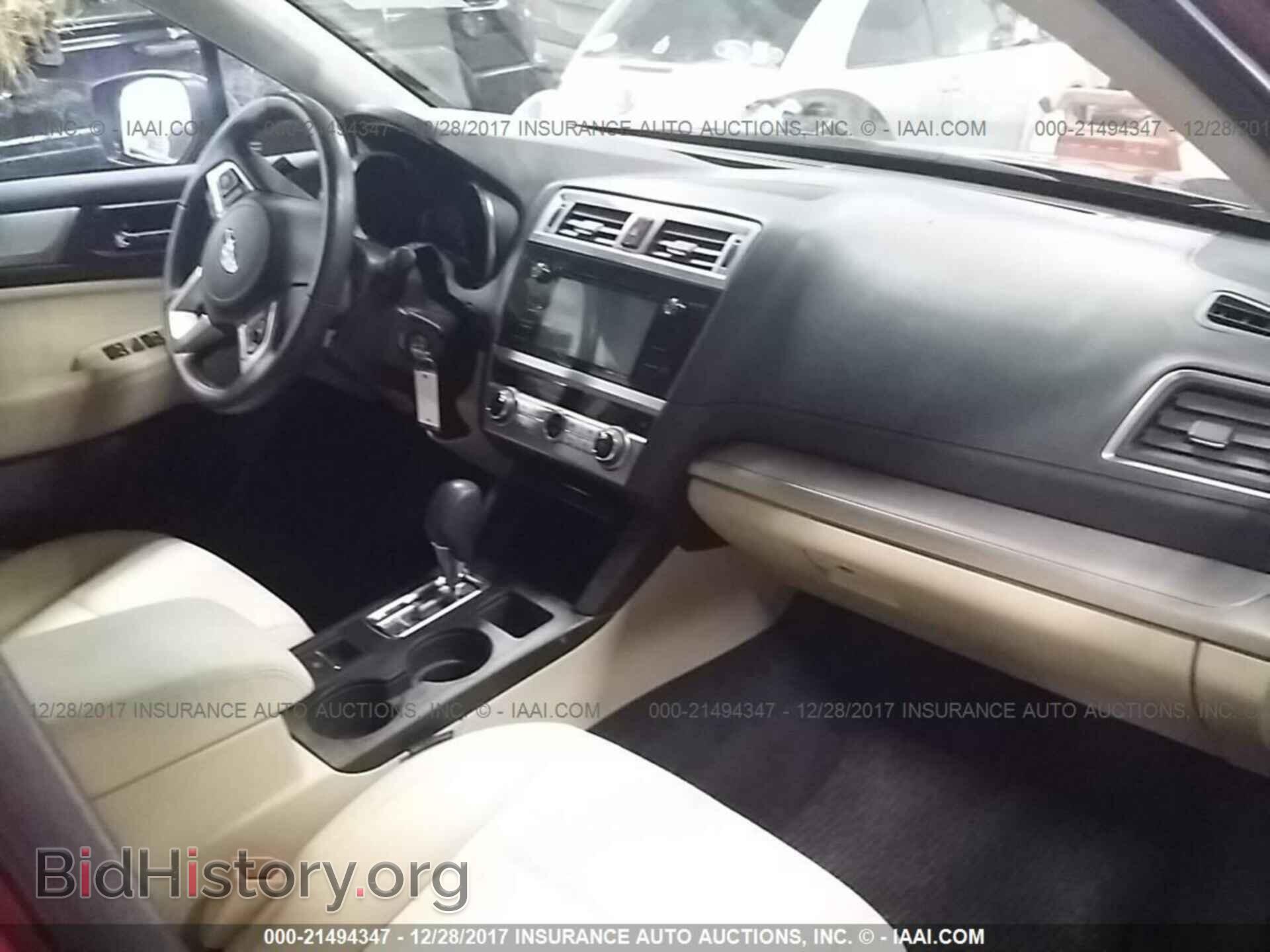 2015 Subaru Outback - VIN: 4S4BSBCC2F3206220 - Photo 5