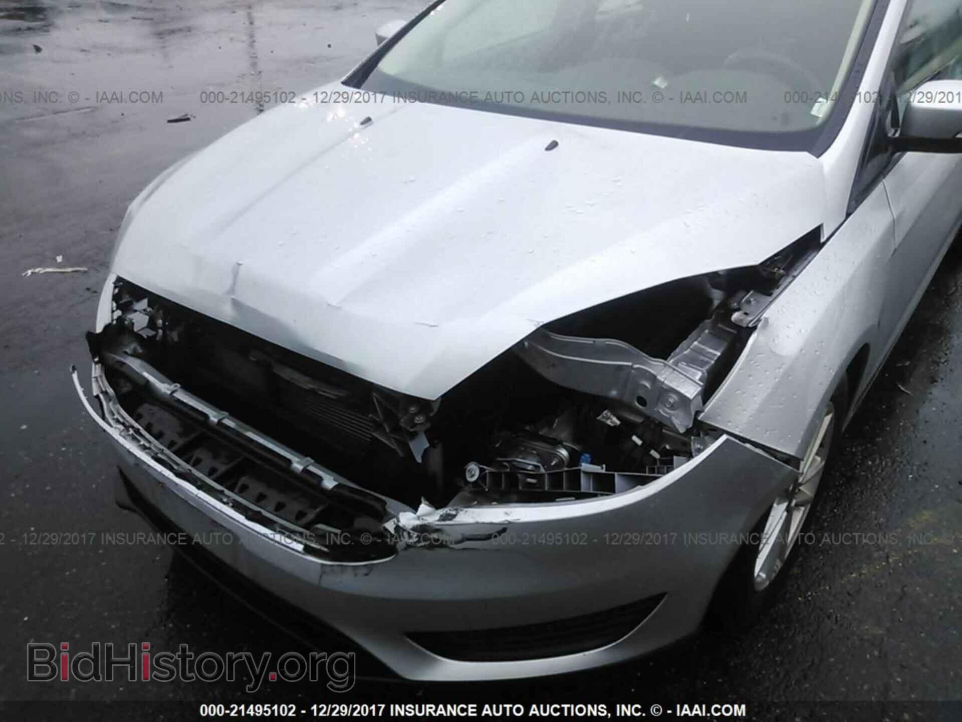 2016 Ford Focus - VIN: 1FADP3F24GL338376 - Photo 6