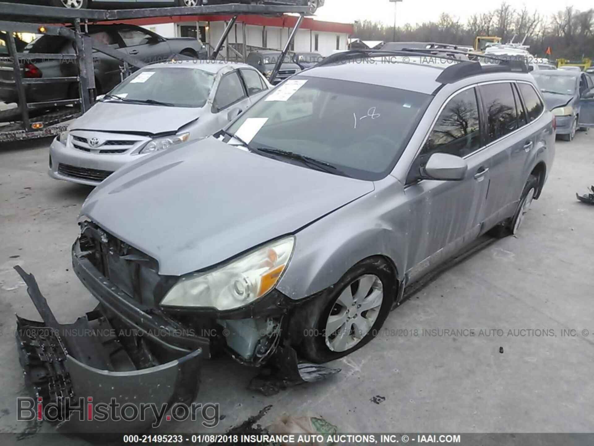 2011 Subaru Outback - VIN: 4S4BRBCC9B3347906 - Фото 2