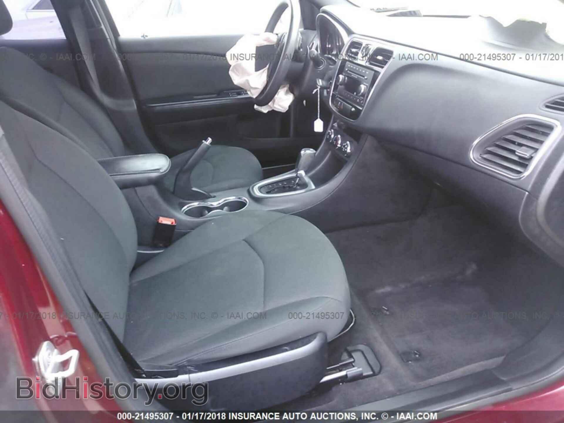 2012 Chrysler 200 - VIN: 1C3CCBAB6CN159598 - Фото 5