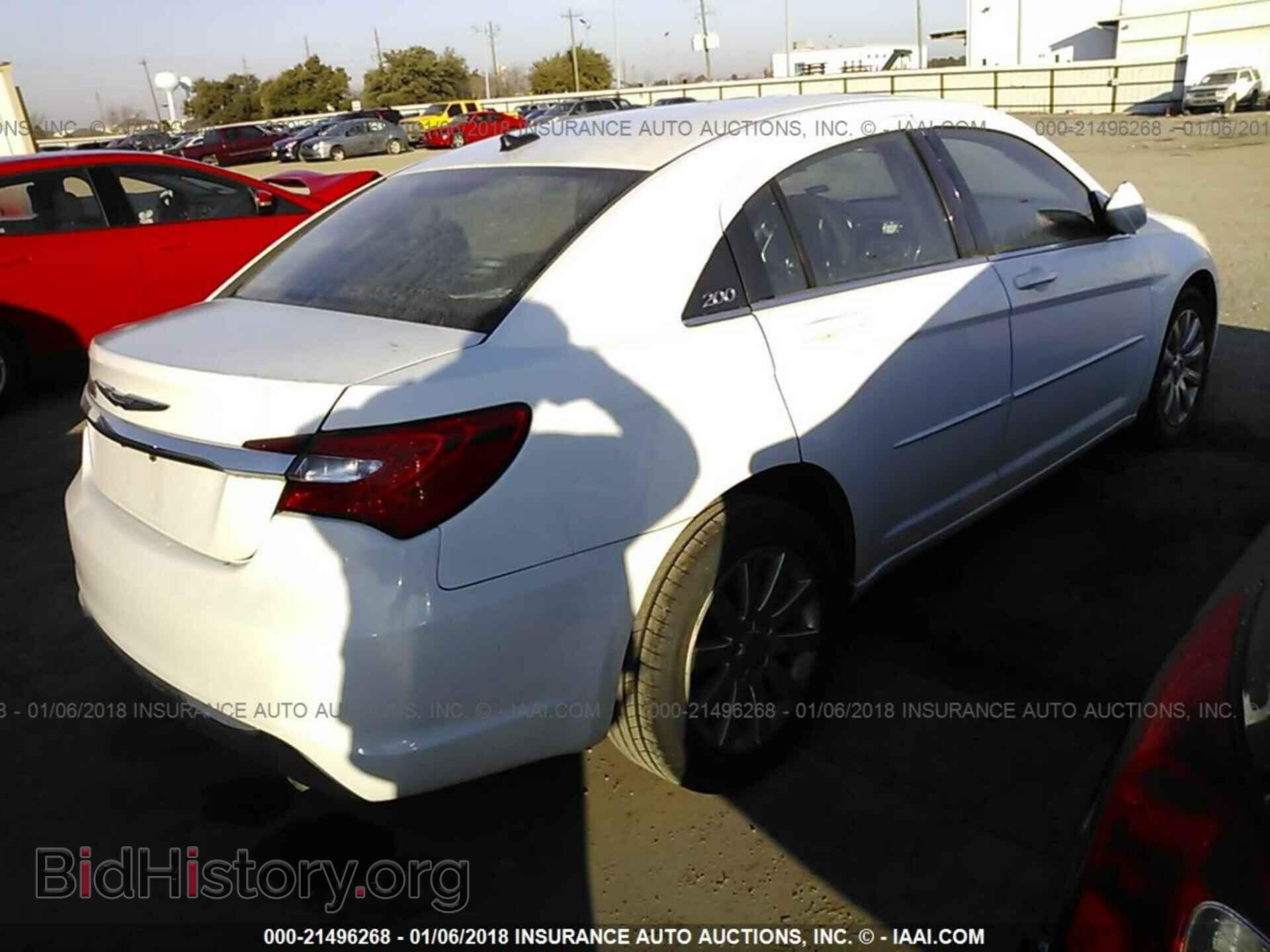 2013 Chrysler 200 - VIN: 1C3CCBBB9DN666396 - Фото 4