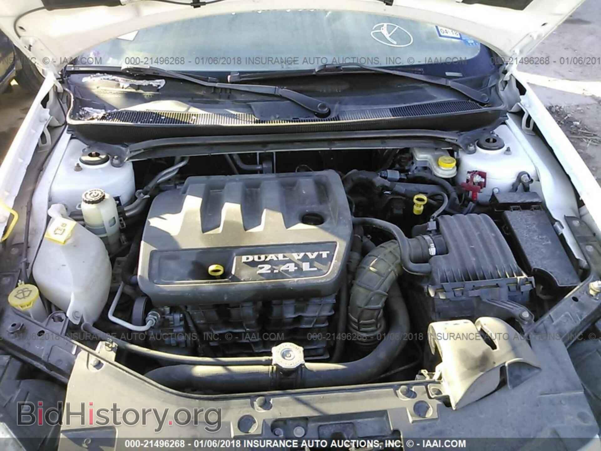 2013 Chrysler 200 - VIN: 1C3CCBBB9DN666396 - Фото 10