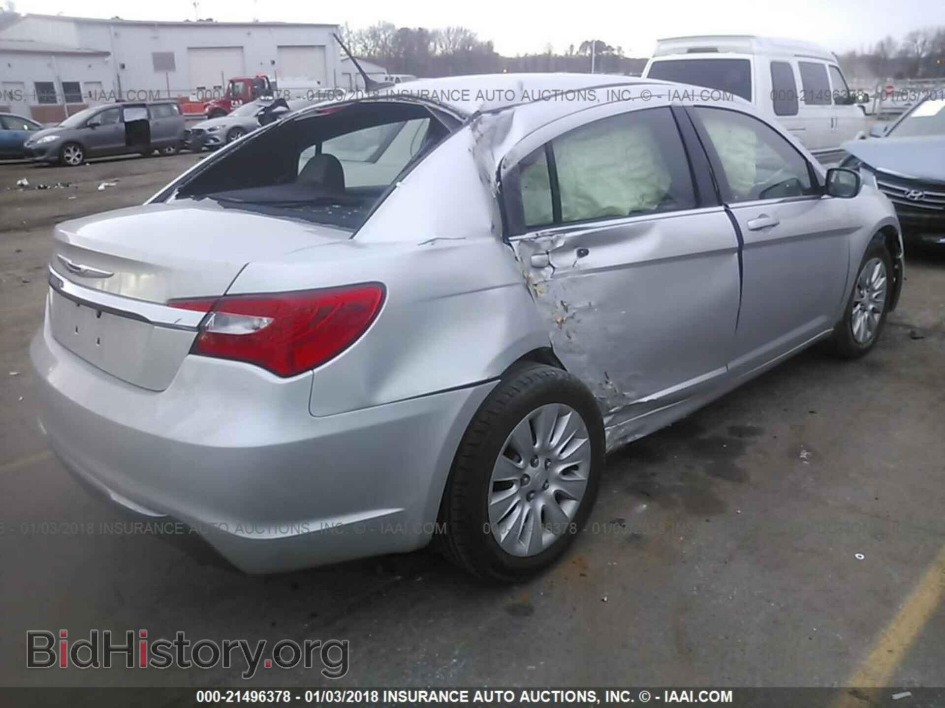 2012 Chrysler 200 - VIN: 1C3CCBABXCN140326 - Фото 4